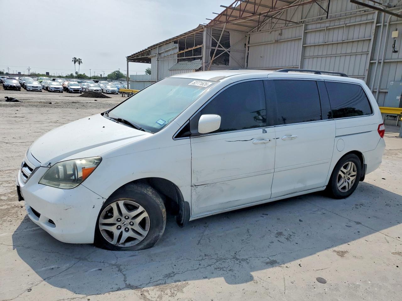 2007 Honda Odyssey Ex White vin: 5FNRL38417B013214