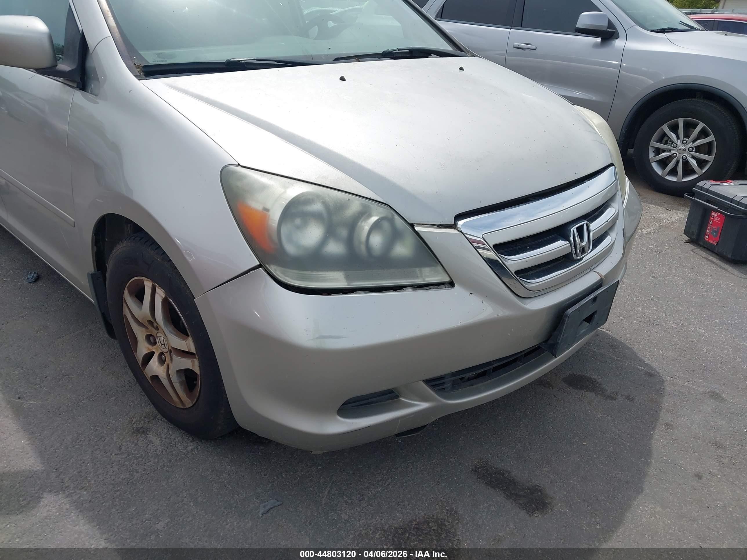 2007 Honda Odyssey Ex Silver vin: 5FNRL38417B411670