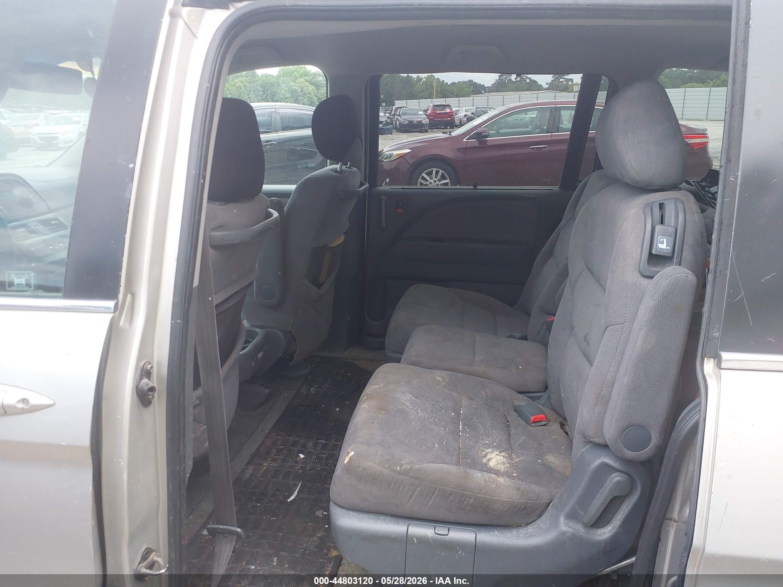 2007 Honda Odyssey Ex Silver vin: 5FNRL38417B411670