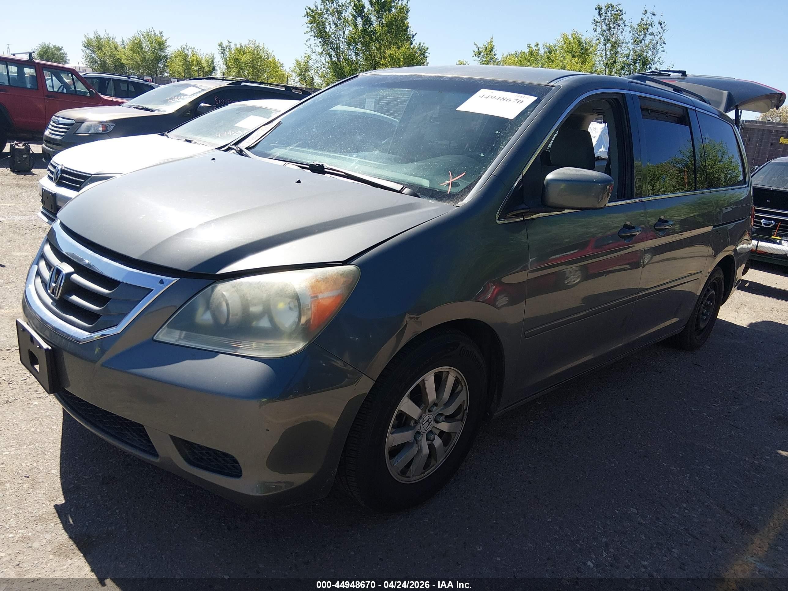2008 Honda Odyssey Ex Gray vin: 5FNRL38418B020956