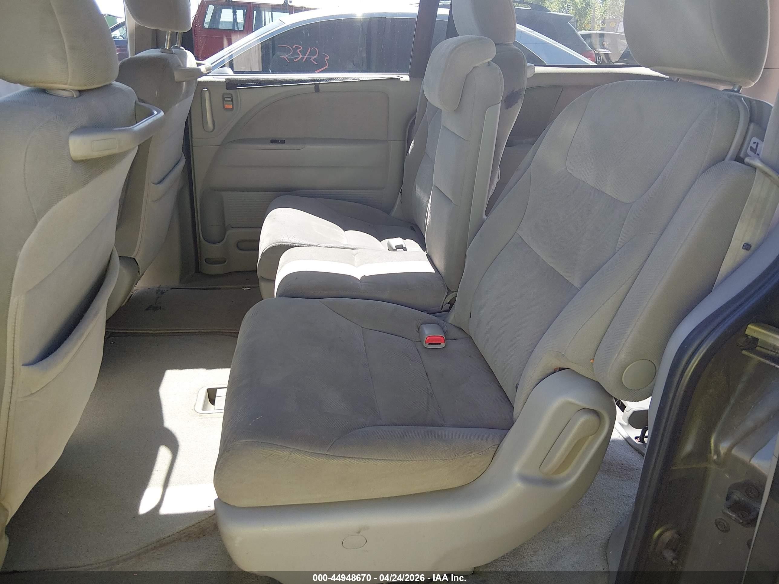 2008 Honda Odyssey Ex Gray vin: 5FNRL38418B020956