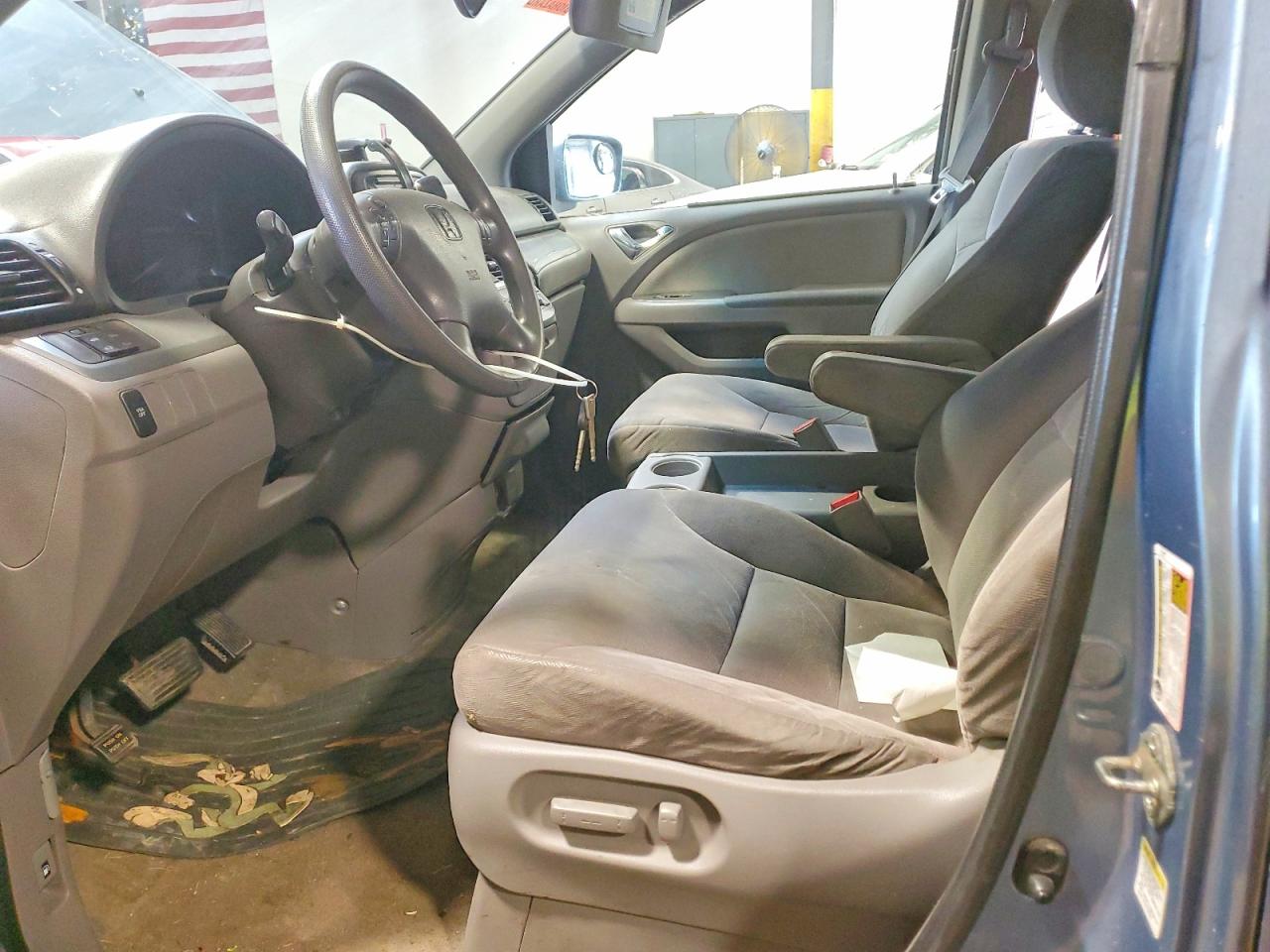 2009 Honda Odyssey Ex Gray vin: 5FNRL38419B007528