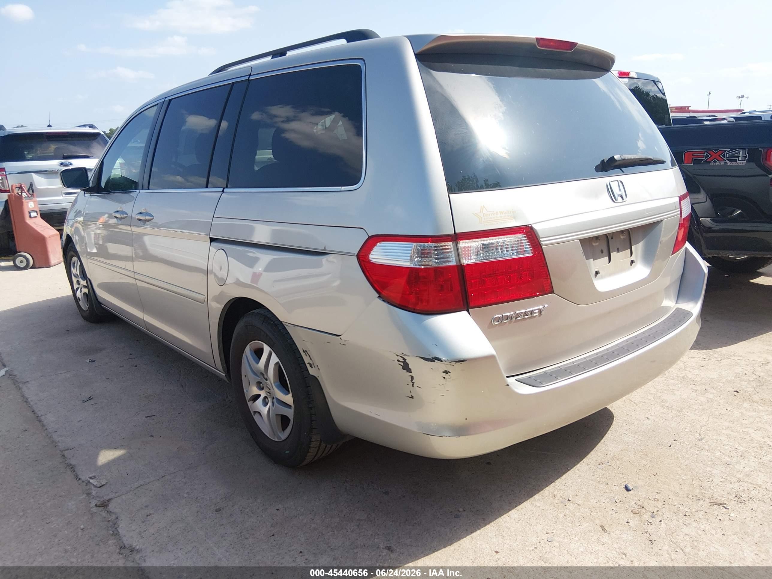 2007 Honda Odyssey Ex Silver vin: 5FNRL38427B045170