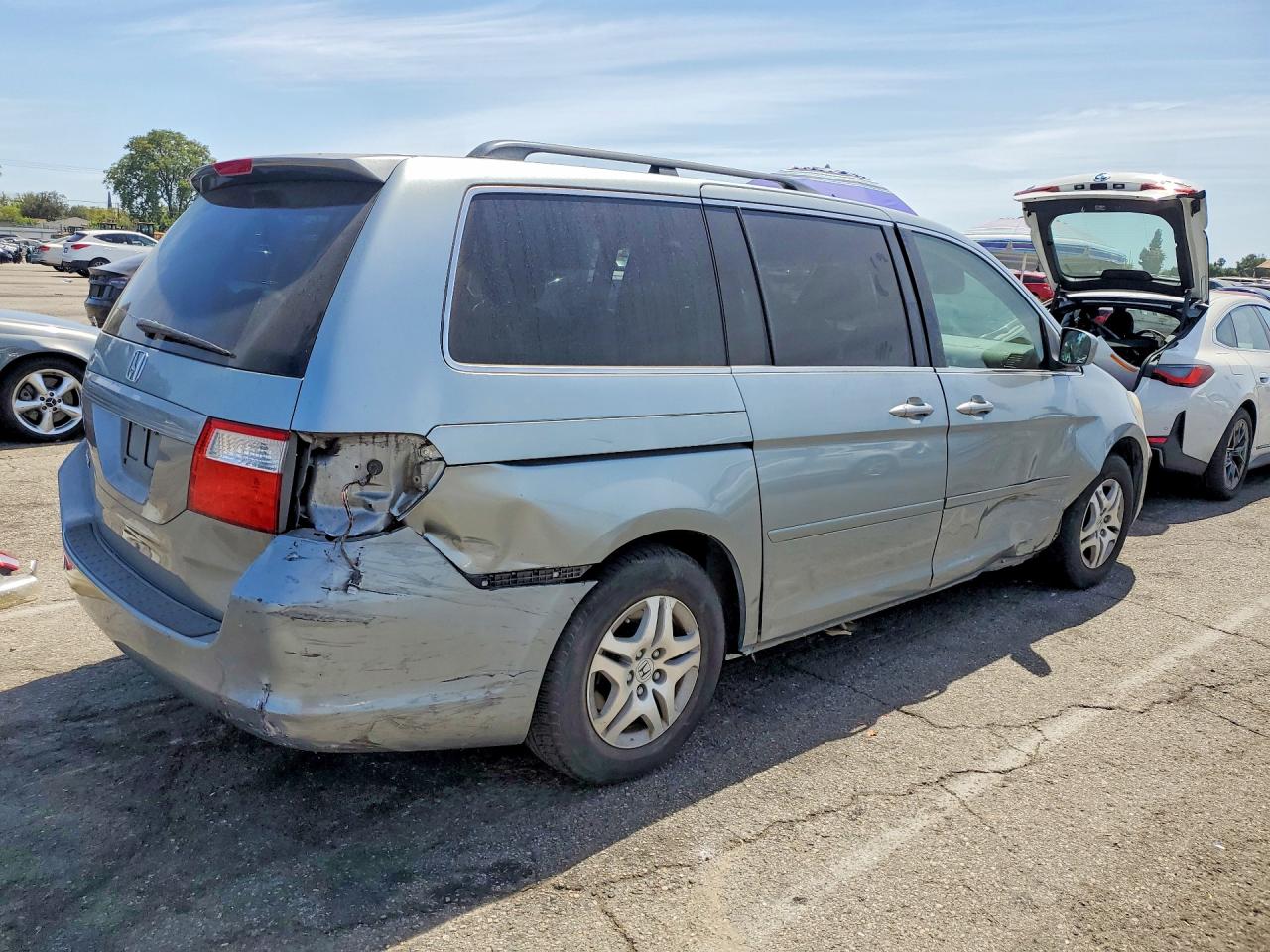 2007 Honda Odyssey Ex Silver vin: 5FNRL38427B049719