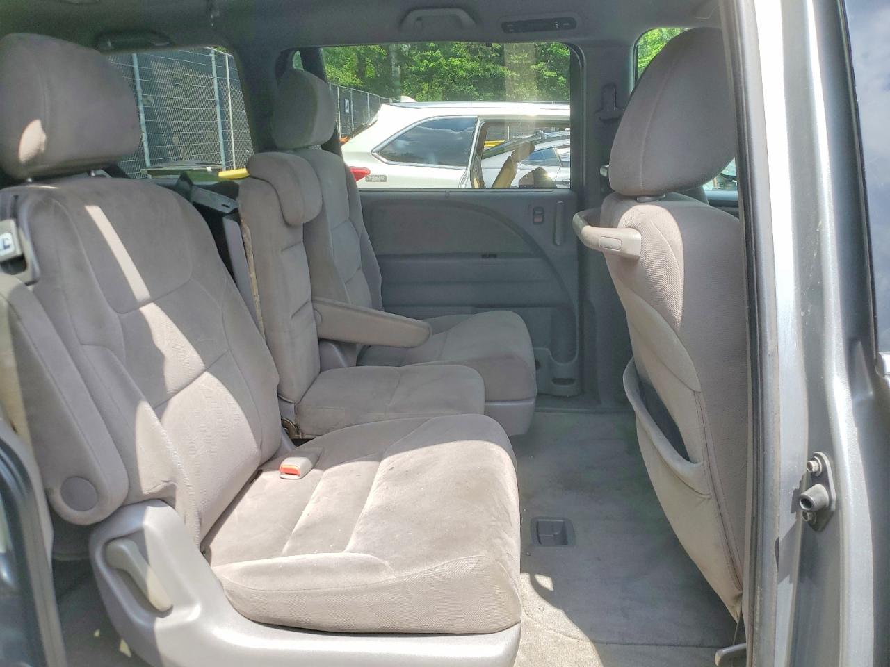 2008 Honda Odyssey Ex Gray vin: 5FNRL38428B040004