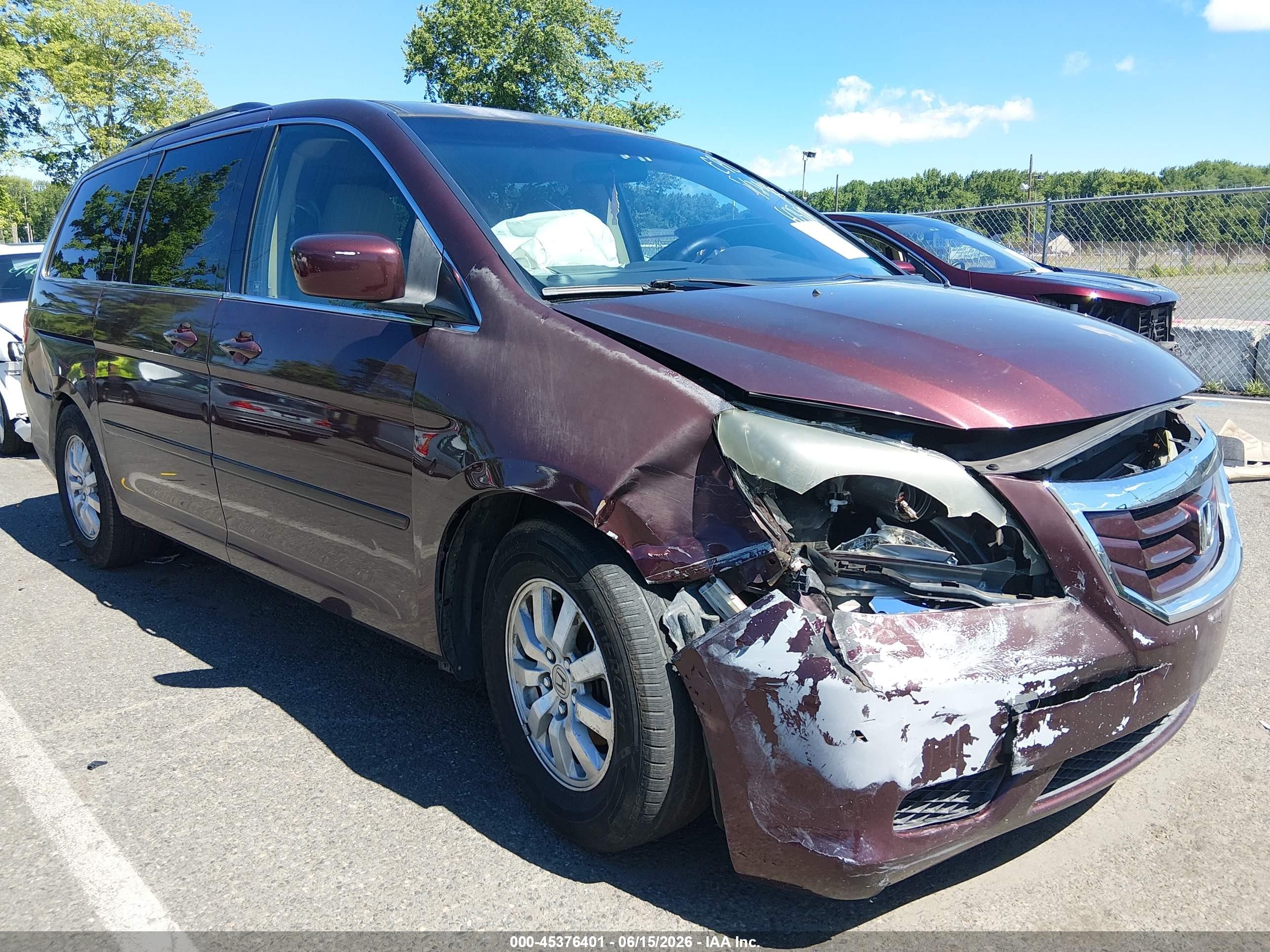 2008 Honda Odyssey Ex Red vin: 5FNRL38428B060589