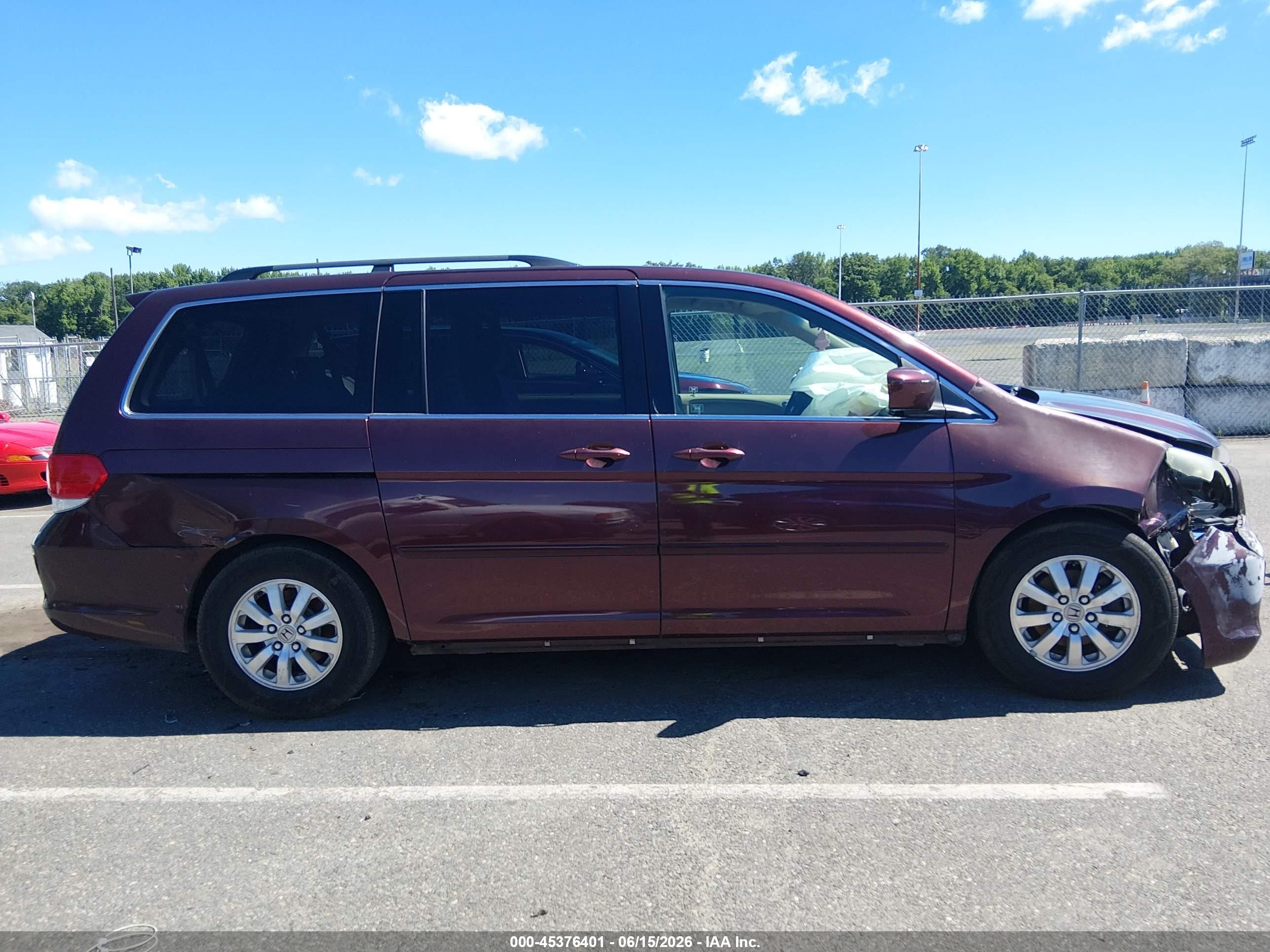 2008 Honda Odyssey Ex Red vin: 5FNRL38428B060589