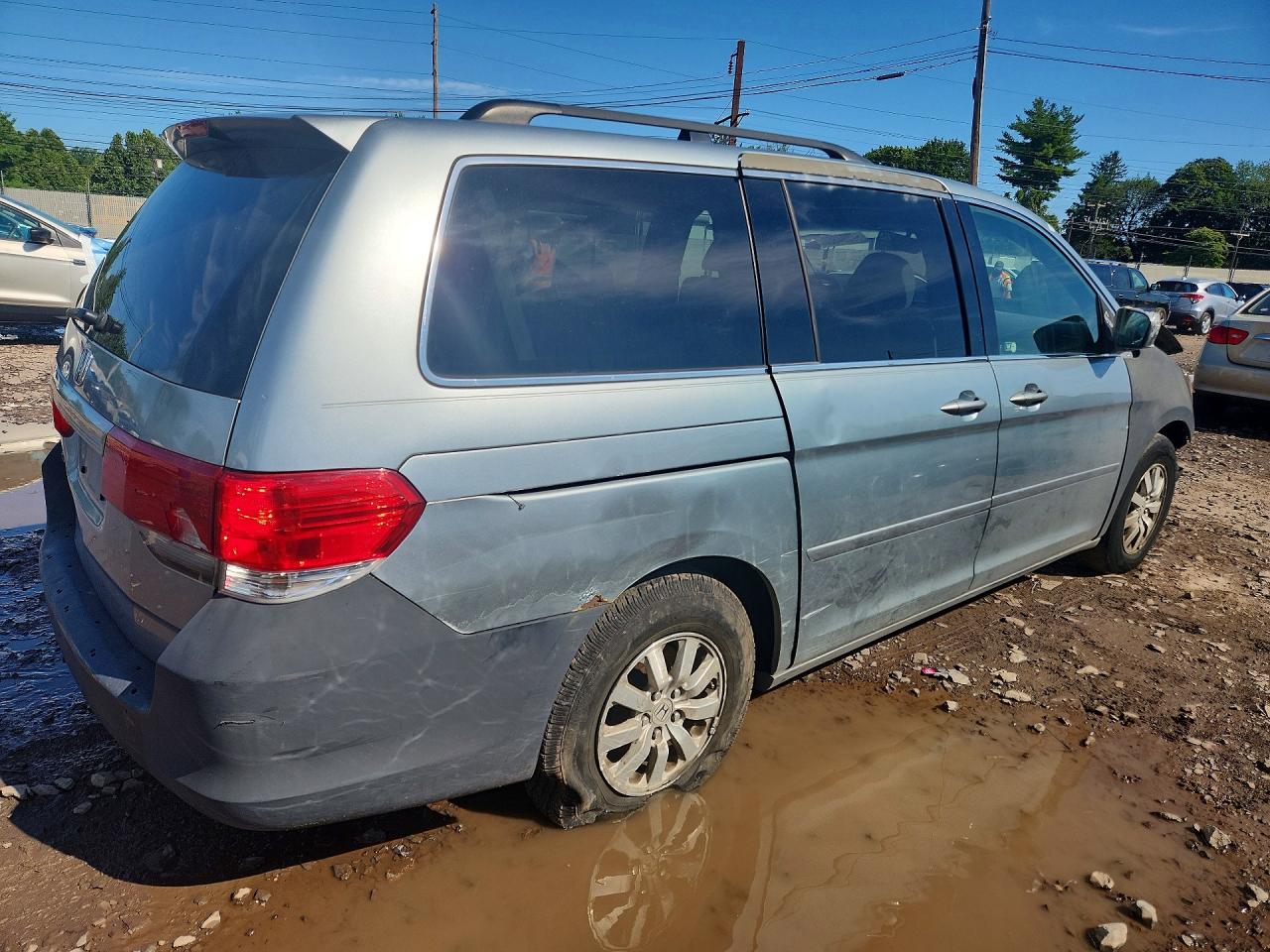 2009 Honda Odyssey Ex Silver vin: 5FNRL38429B015170