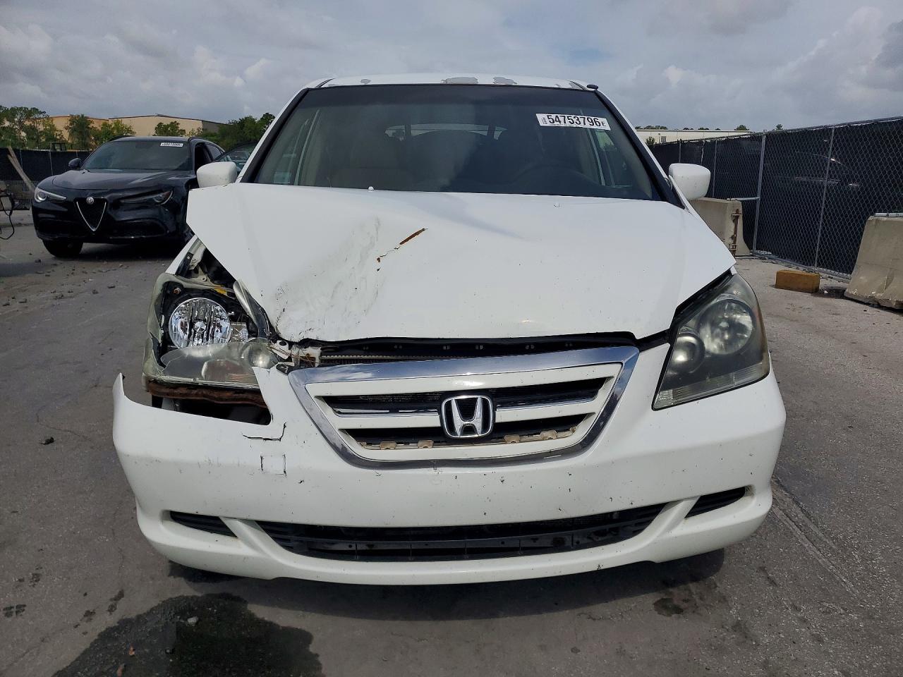 2005 Honda Odyssey Ex White vin: 5FNRL38435B033591