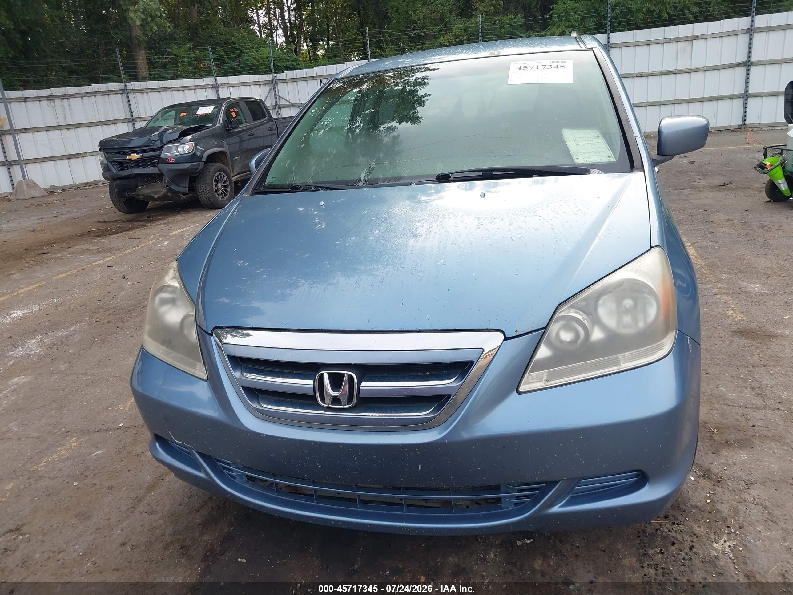 2005 Honda Odyssey Ex Light Blue vin: 5FNRL38435B097128