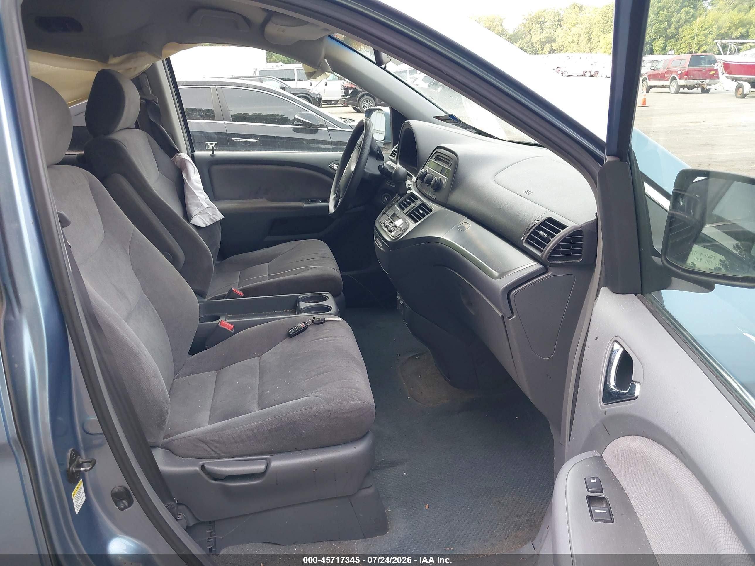 2005 Honda Odyssey Ex Light Blue vin: 5FNRL38435B097128