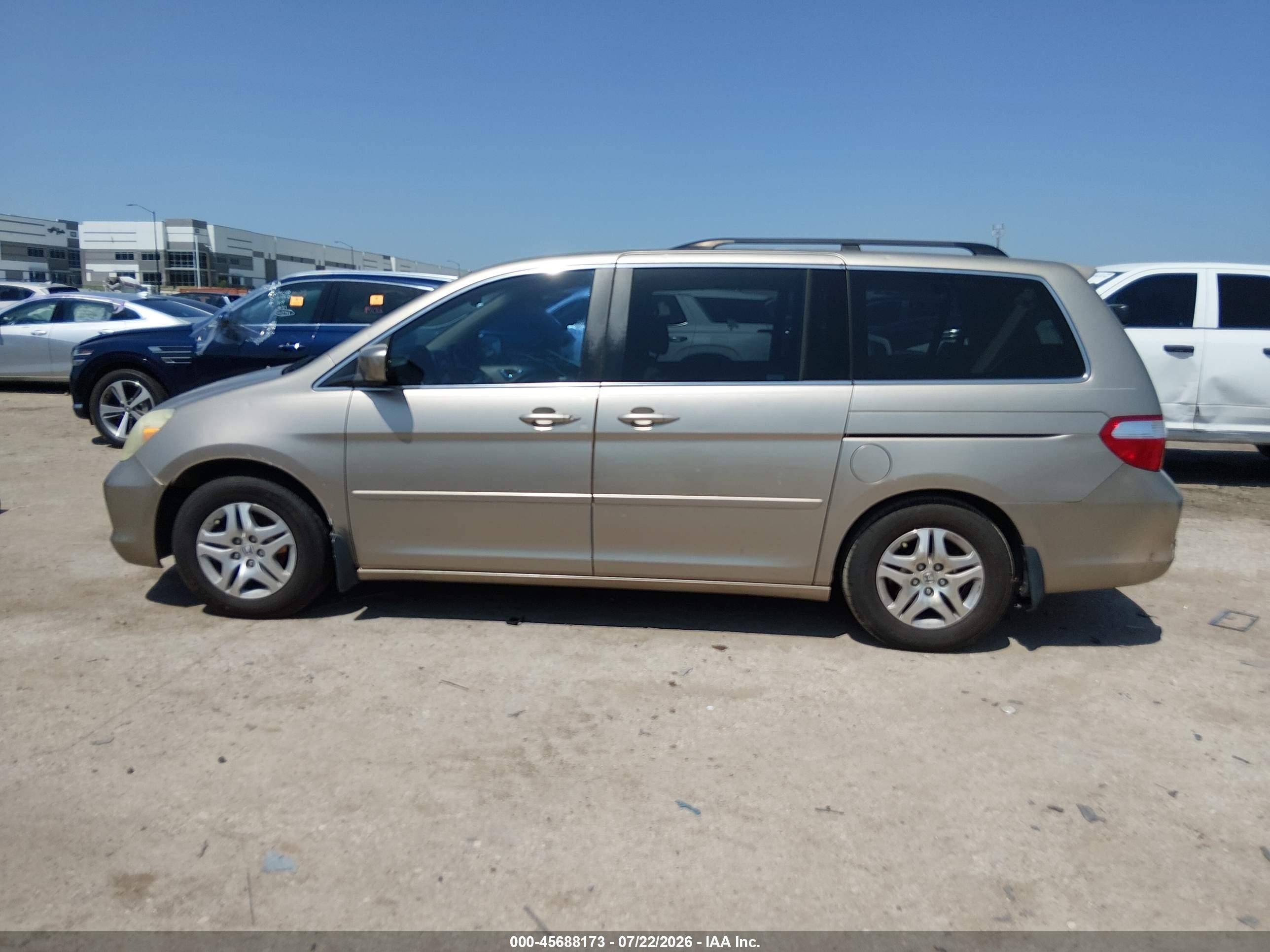 2005 Honda Odyssey Ex Gold vin: 5FNRL38435B425003