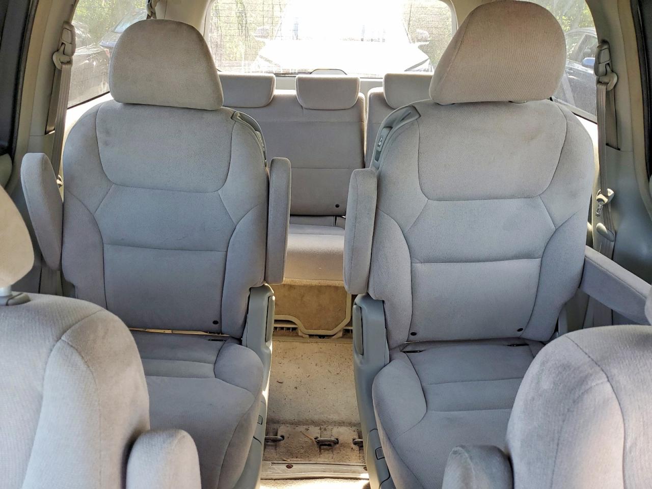 2006 Honda Odyssey Ex Silver vin: 5FNRL38436B125706