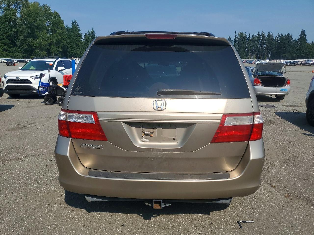 2006 Honda Odyssey Ex Gold vin: 5FNRL38436B423463