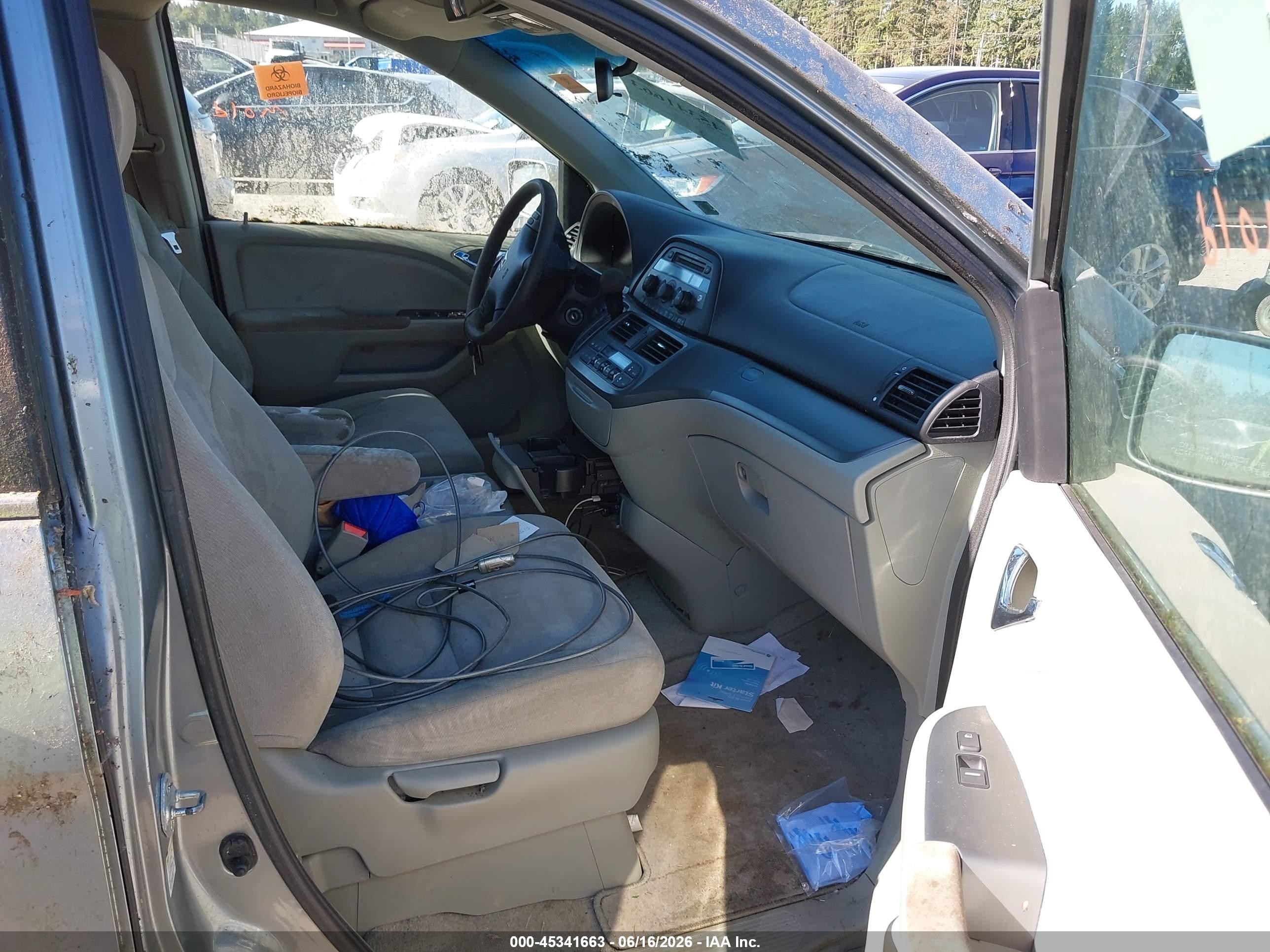 2007 Honda Odyssey Ex Silver vin: 5FNRL38437B000898