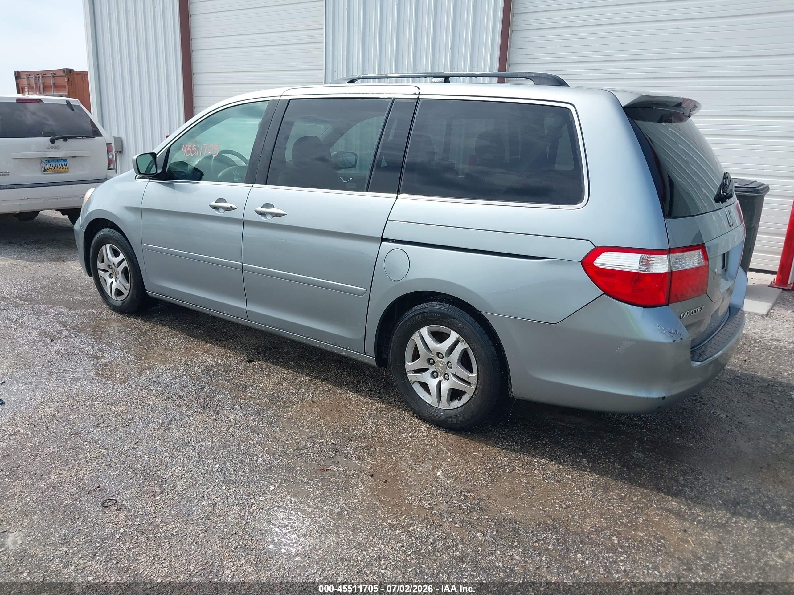 2007 Honda Odyssey Ex Silver vin: 5FNRL38437B100872
