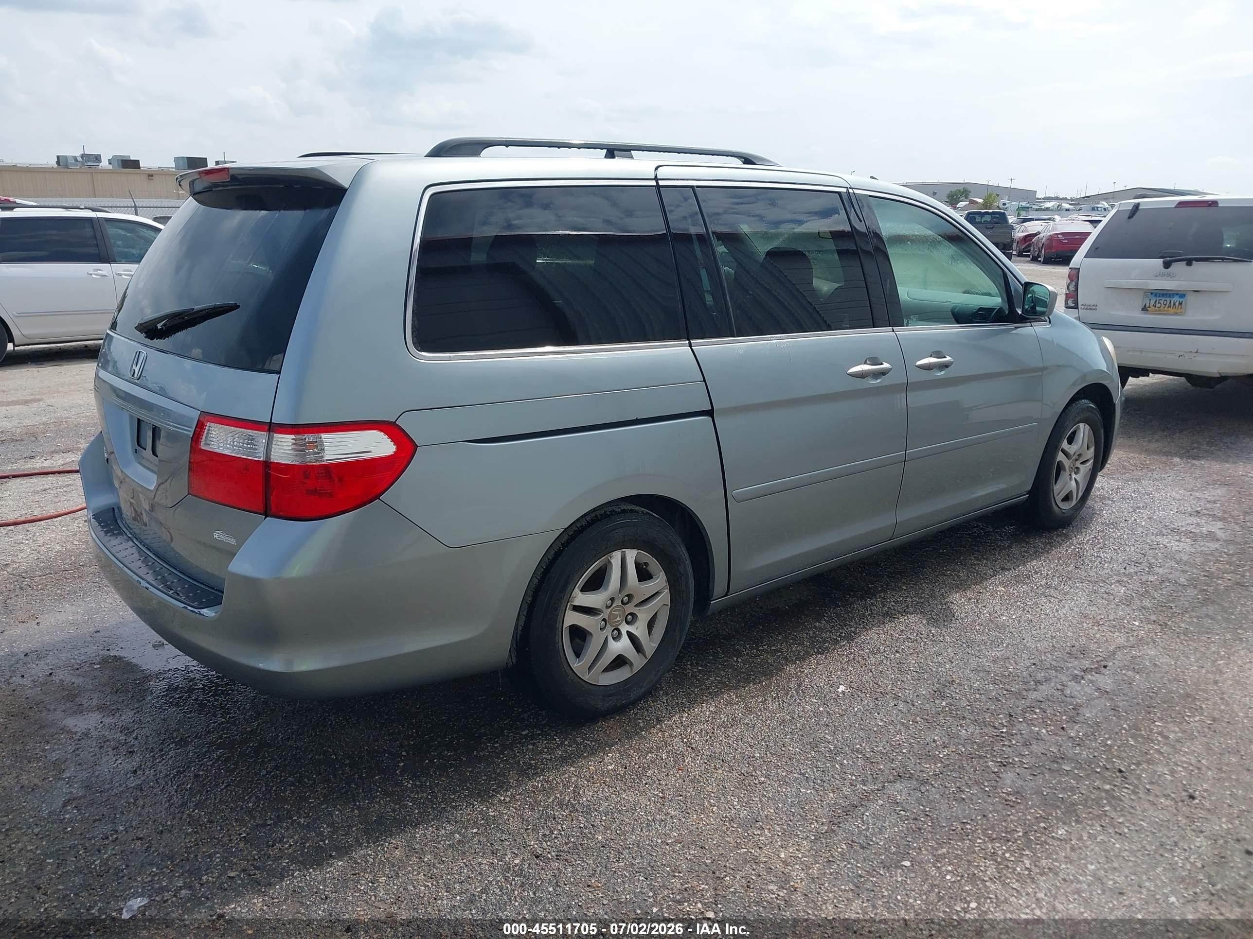 2007 Honda Odyssey Ex Silver vin: 5FNRL38437B100872