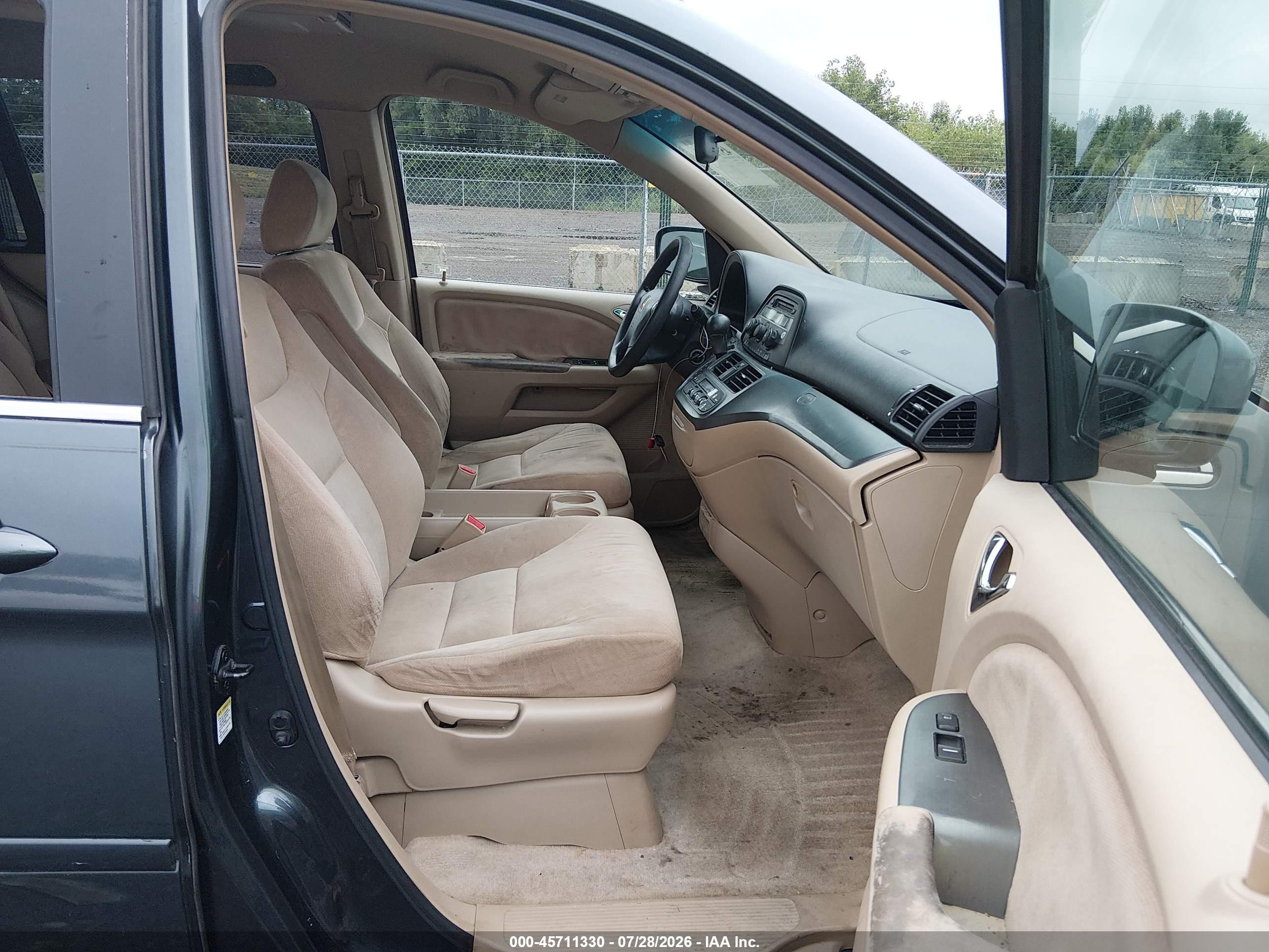 2005 Honda Odyssey Ex Gray vin: 5FNRL38445B116446