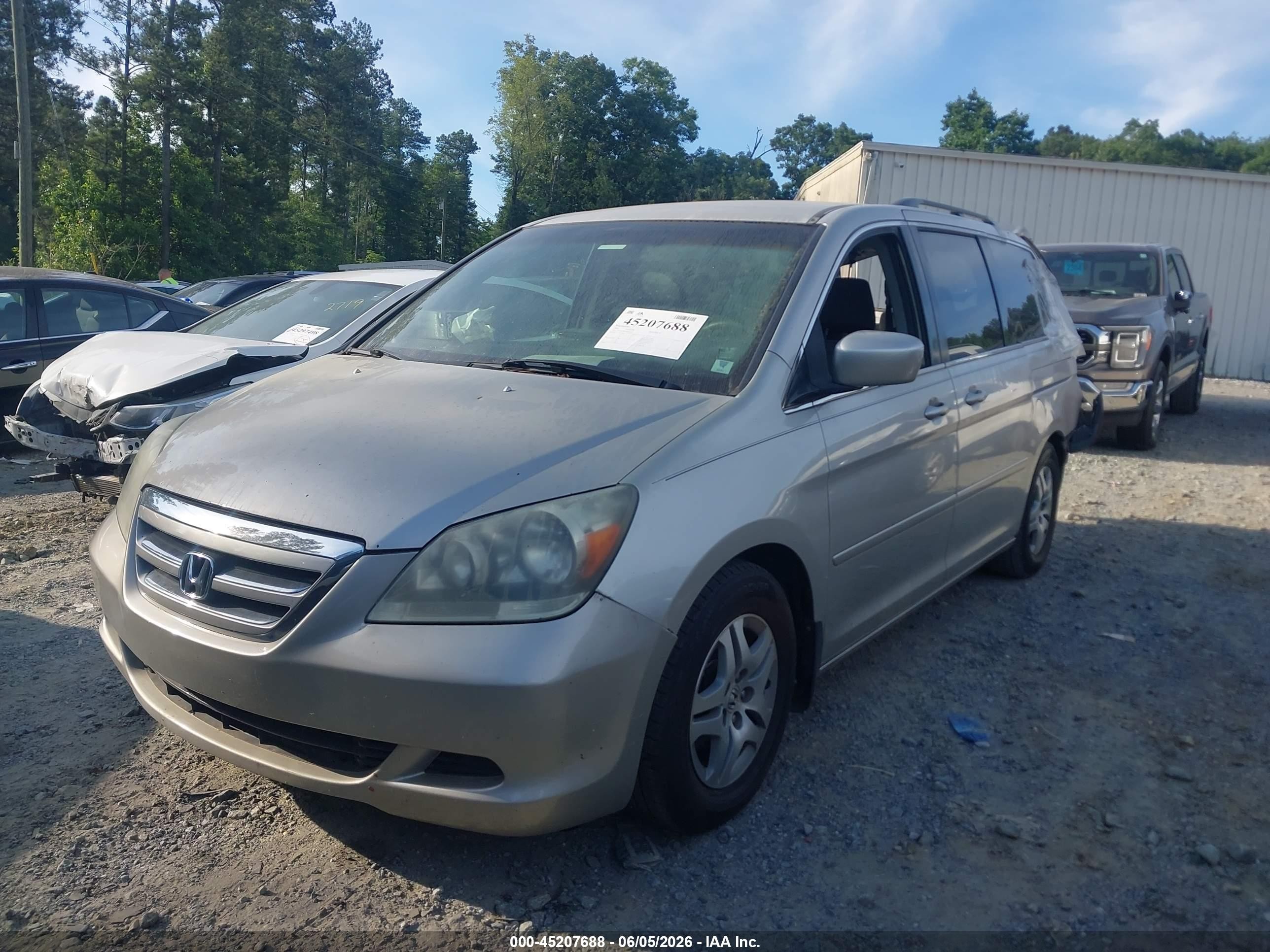 2005 Honda Odyssey Ex Silver vin: 5FNRL38445B422417