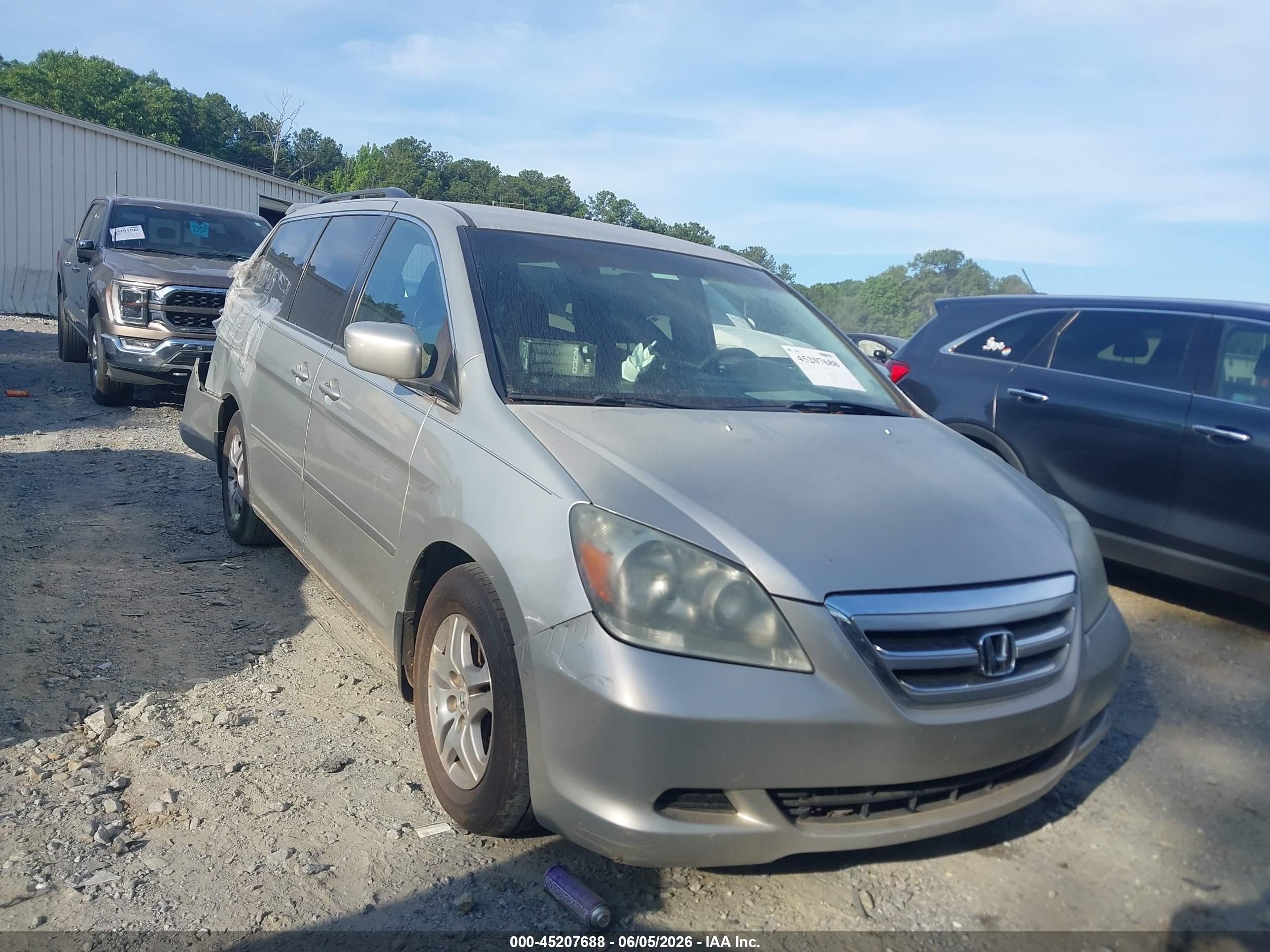 2005 Honda Odyssey Ex Silver vin: 5FNRL38445B422417