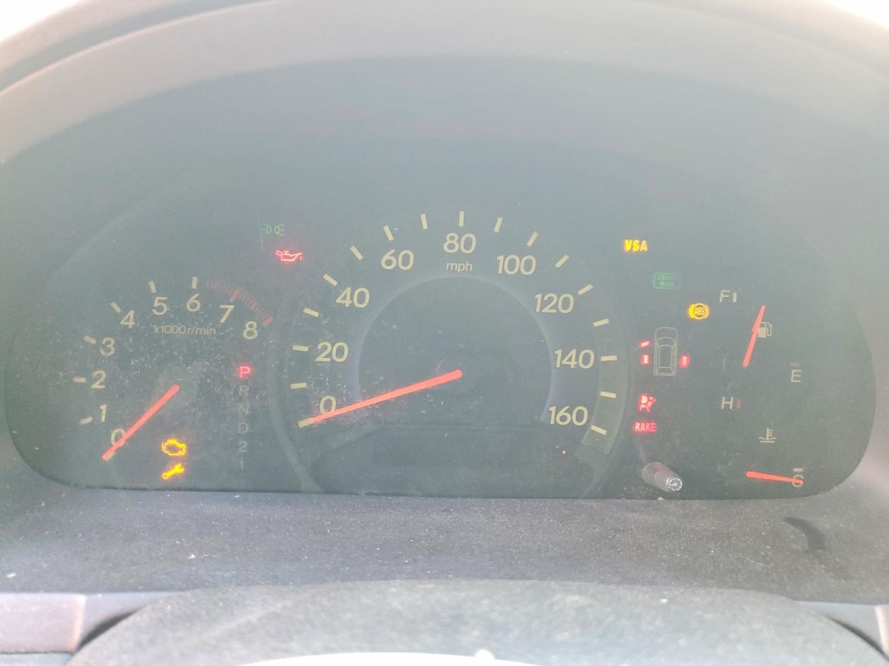 2006 Honda Odessey Silver vin: 5FNRL38446B049820