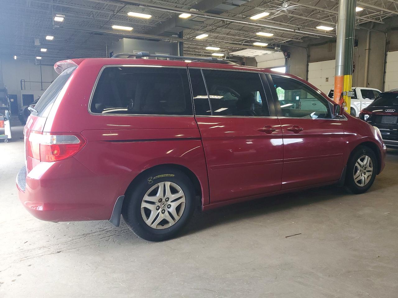 2006 Honda Odyssey Ex Red vin: 5FNRL38446B404713