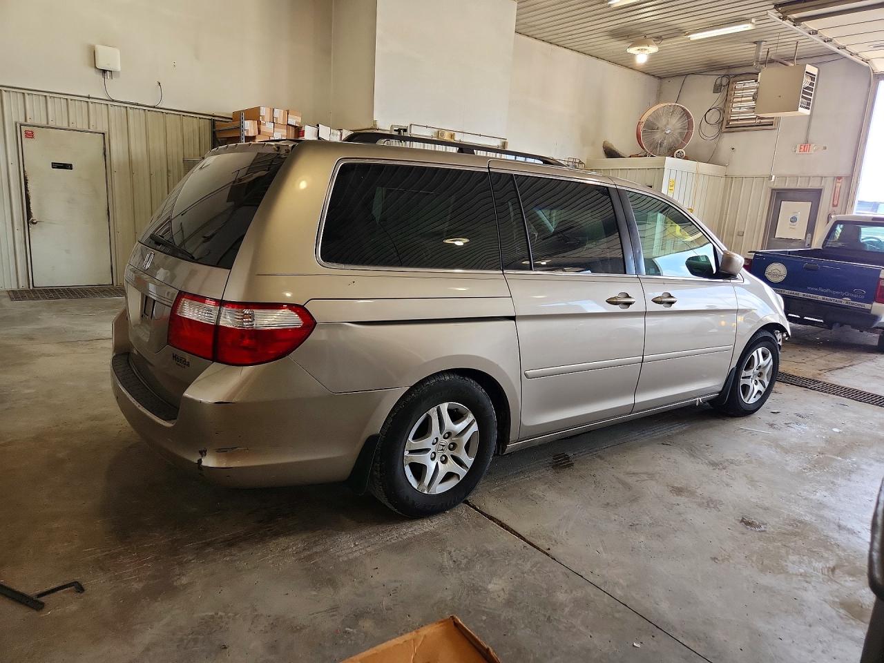 2007 Honda Odyssey Ex Tan vin: 5FNRL38447B092622