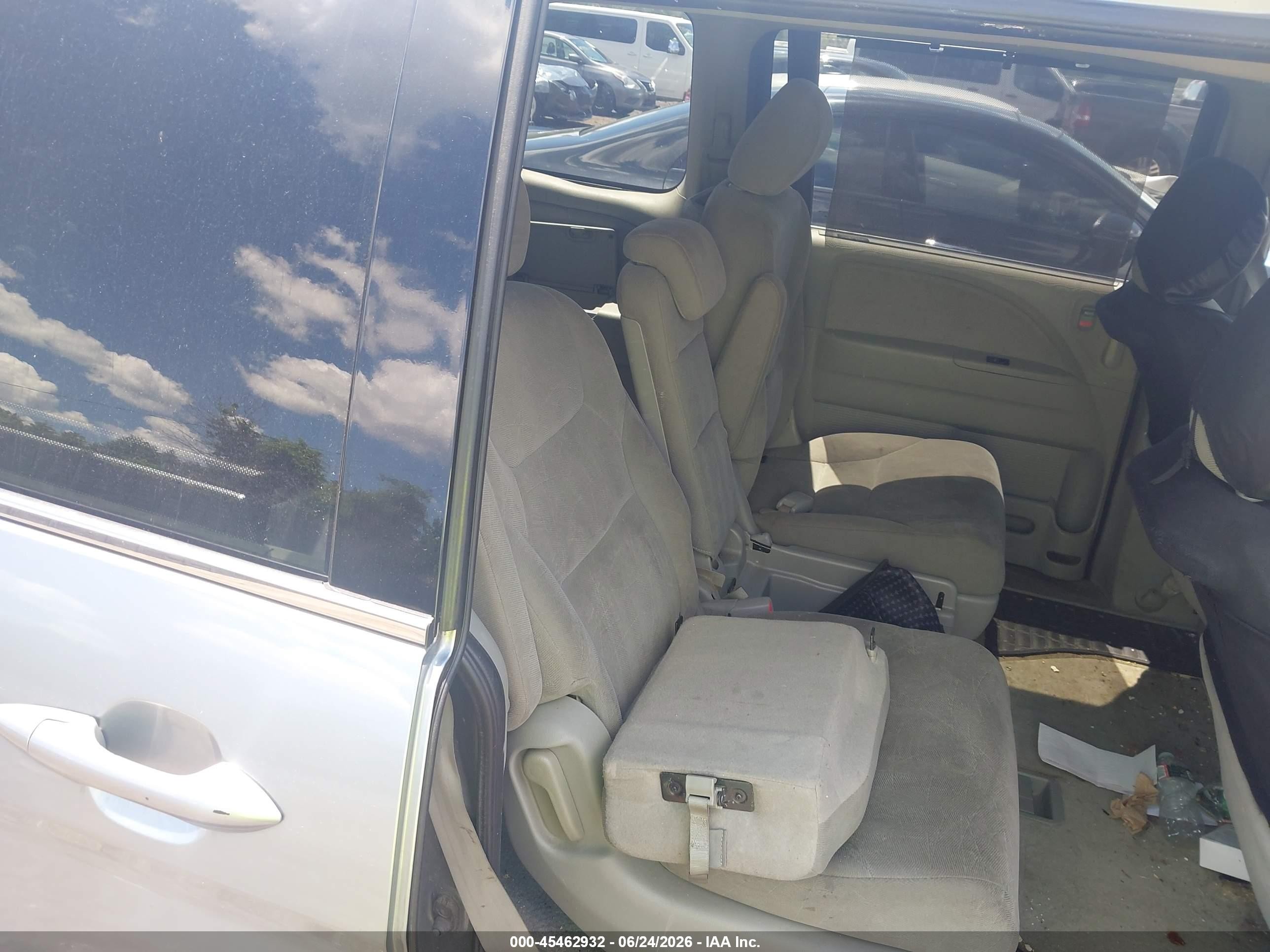 2008 Honda Odyssey Ex Серебряный vin: 5FNRL38448B090192