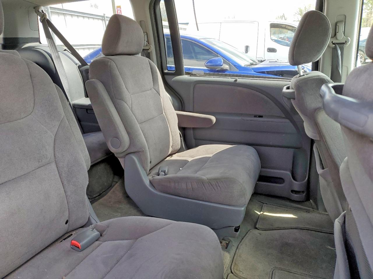 2005 Honda Odyssey Ex Silver vin: 5FNRL38455B415945
