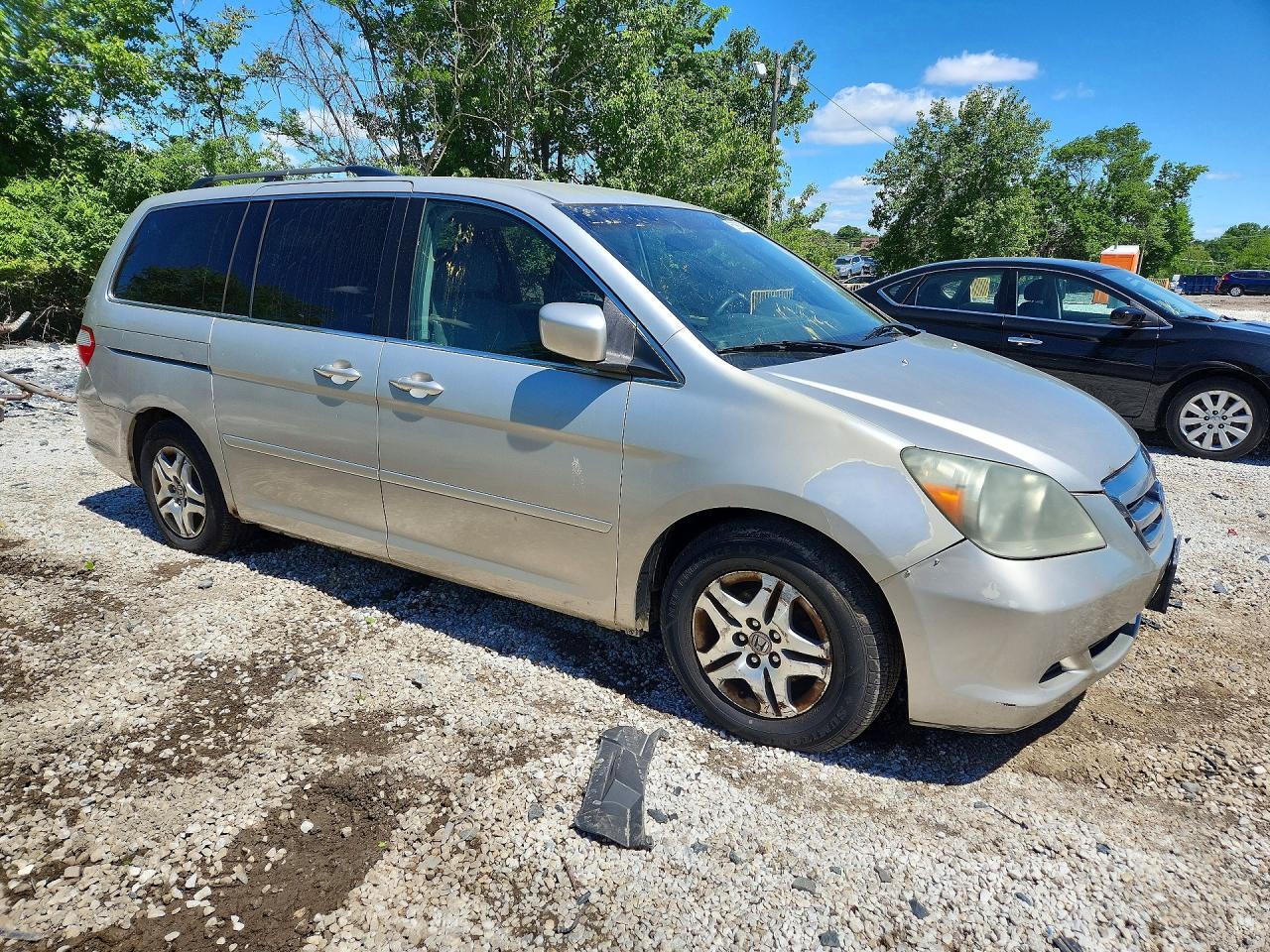 2008 Honda Odyssey Ex Silver vin: 5FNRL38456B085371