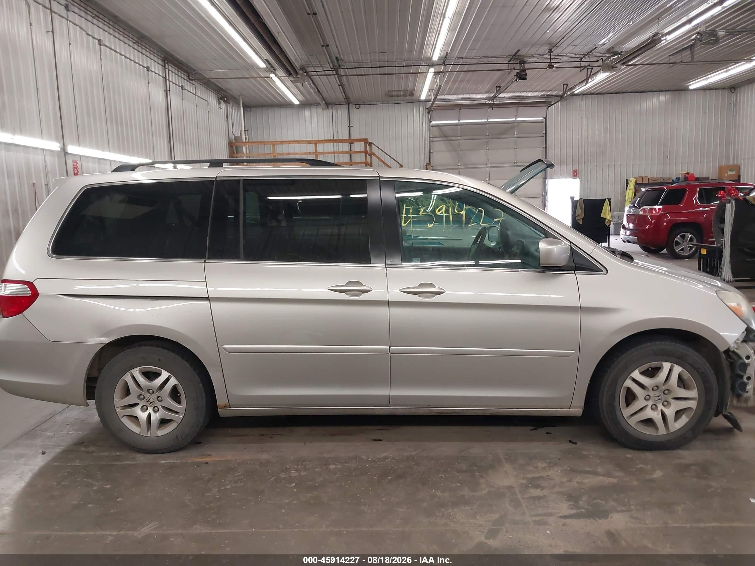 2007 Honda Odyssey Ex Silver vin: 5FNRL38457B450293