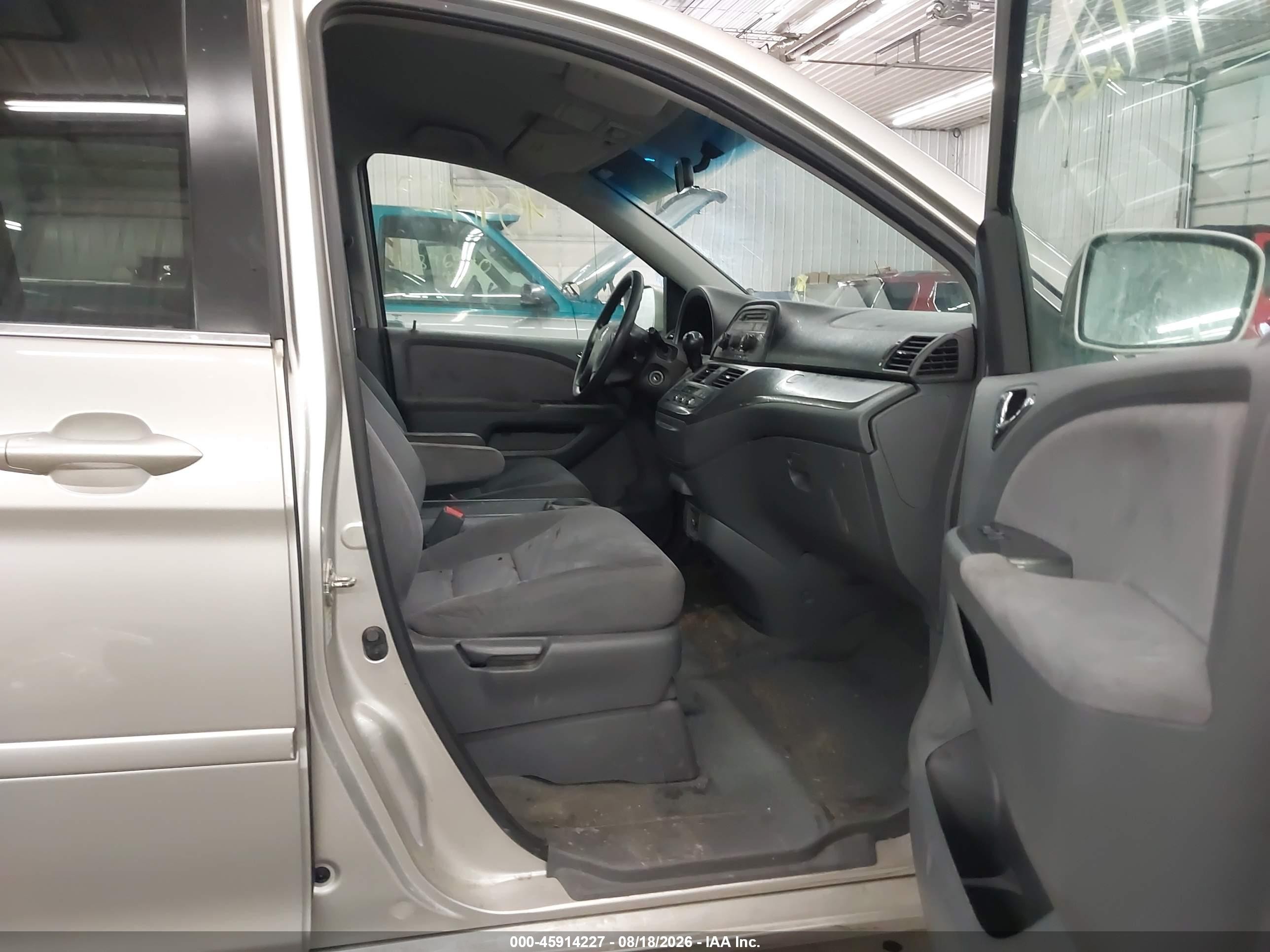 2007 Honda Odyssey Ex Silver vin: 5FNRL38457B450293