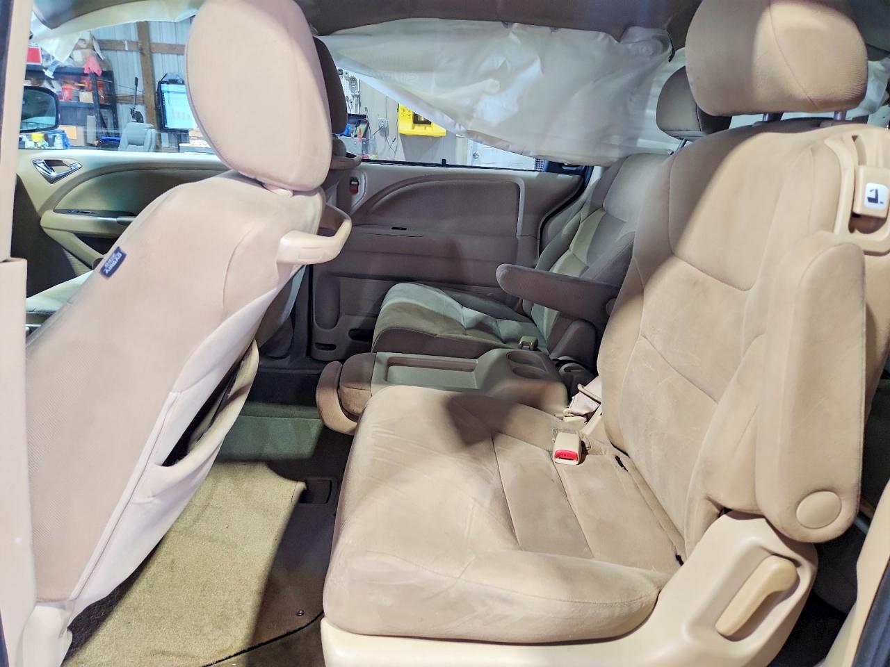2008 Honda Odyssey Ex Maroon vin: 5FNRL38458B027280