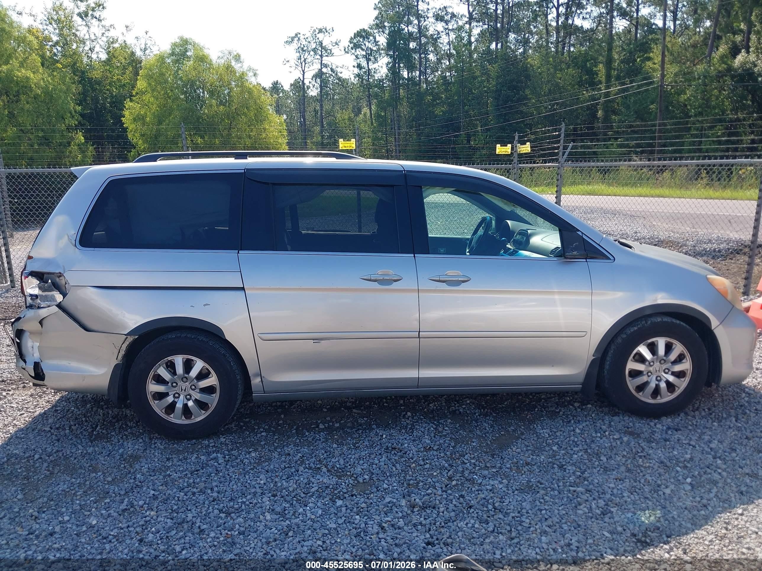 2008 Honda Odyssey Ex Silver vin: 5FNRL38458B073353