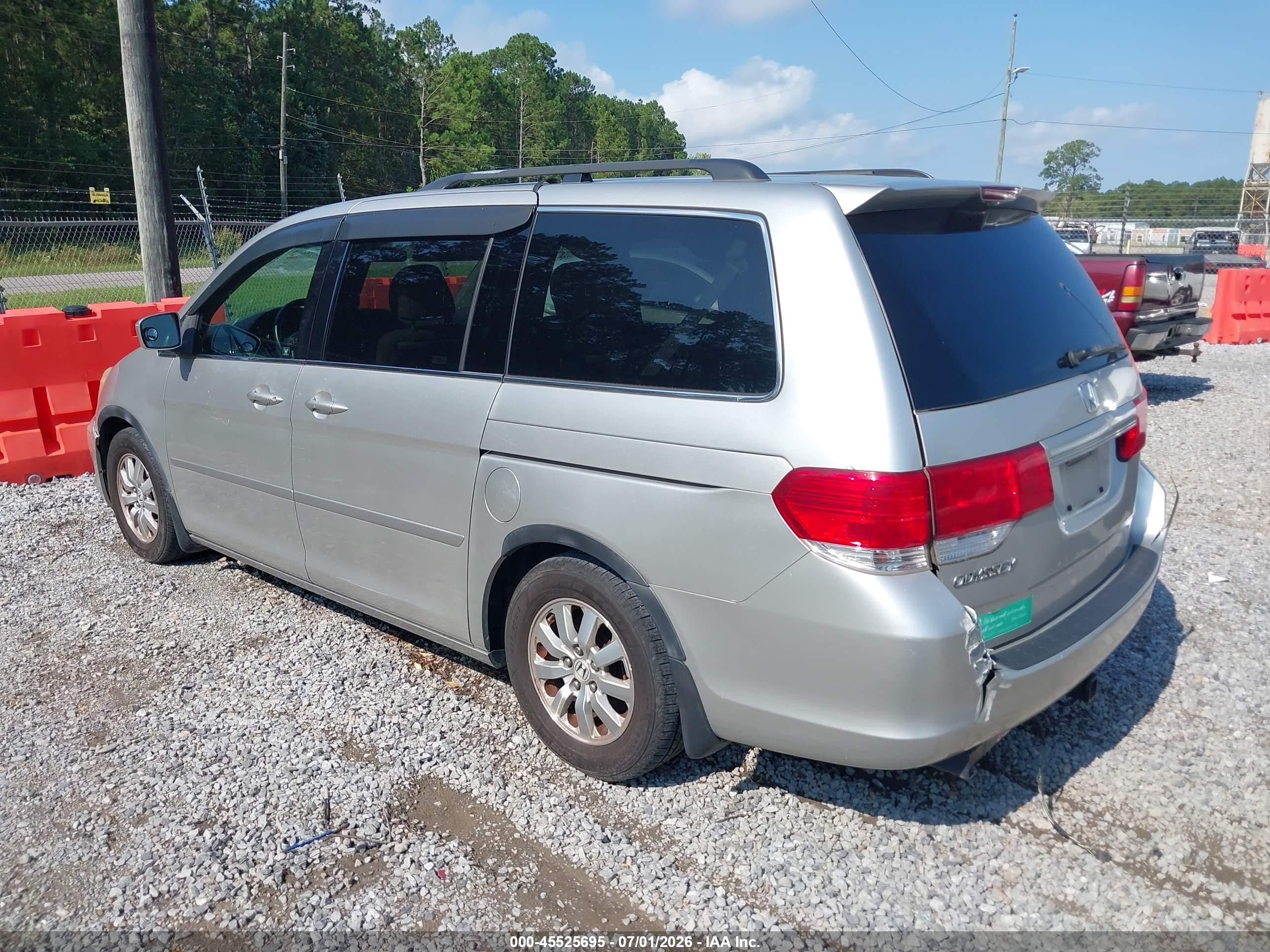 2008 Honda Odyssey Ex Silver vin: 5FNRL38458B073353