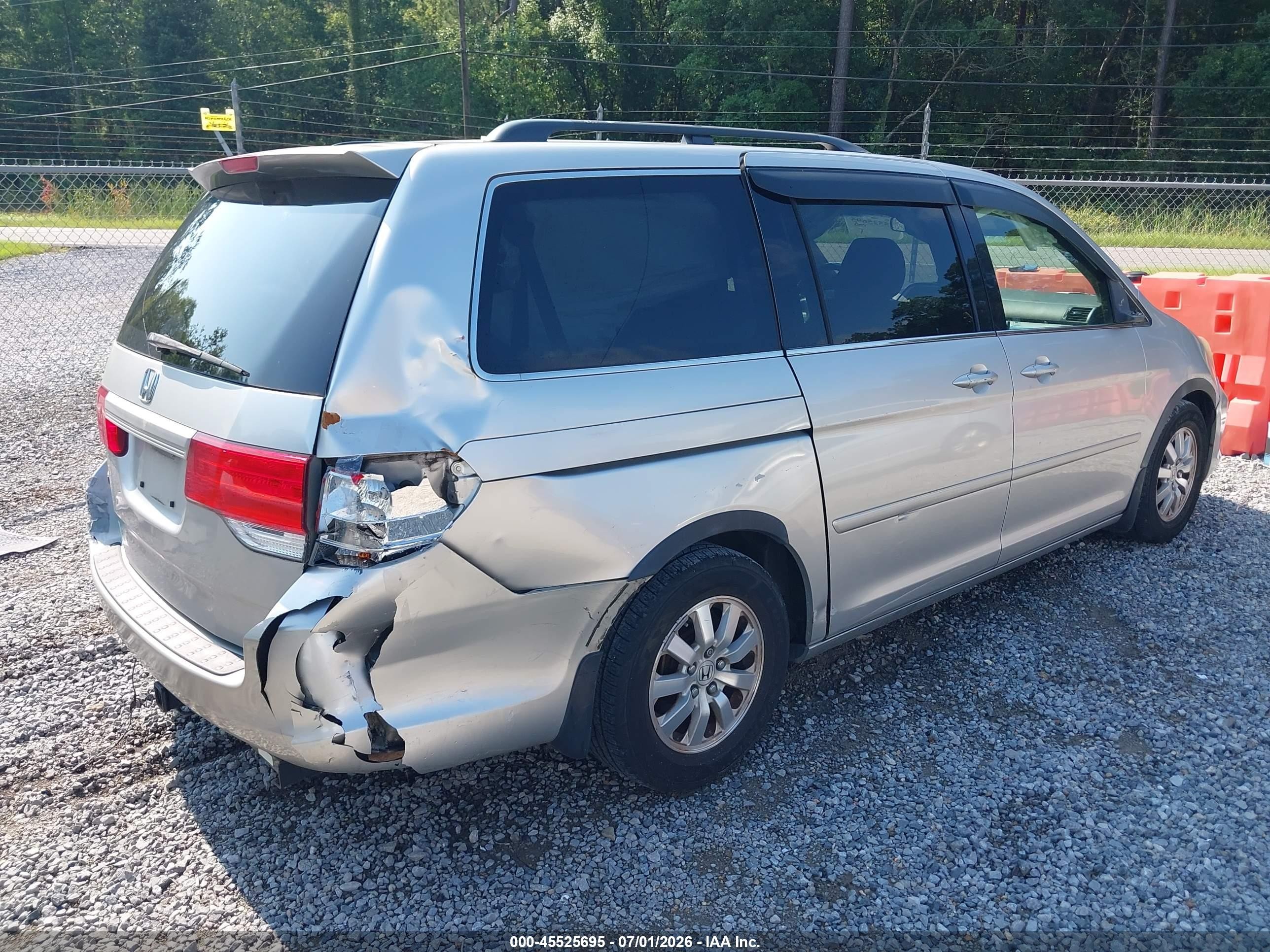 2008 Honda Odyssey Ex Silver vin: 5FNRL38458B073353