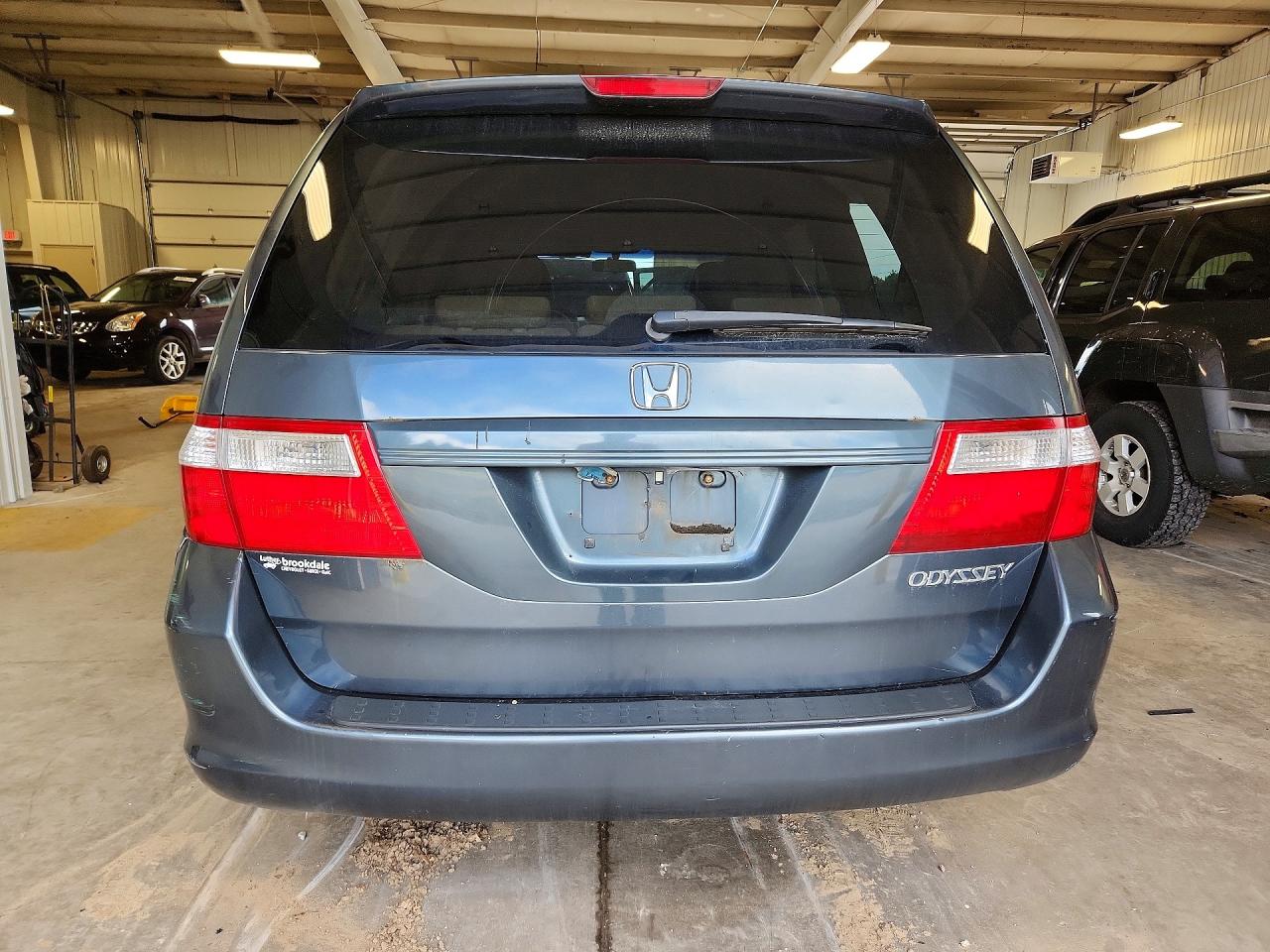 2005 Honda Odyssey Ex Charcoal vin: 5FNRL38465B400595