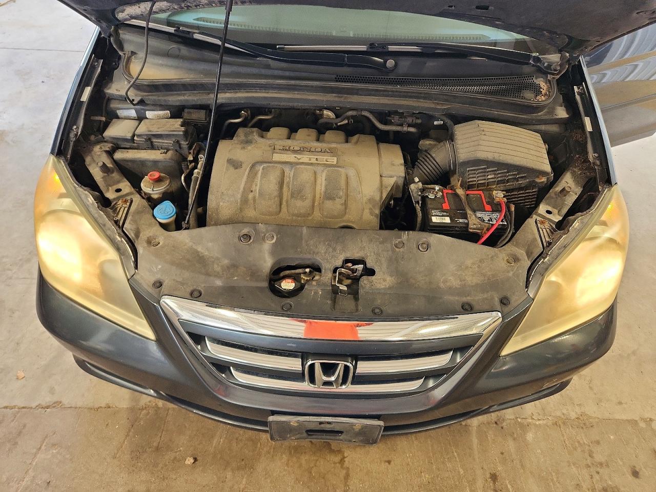 2005 Honda Odyssey Ex Charcoal vin: 5FNRL38465B400595
