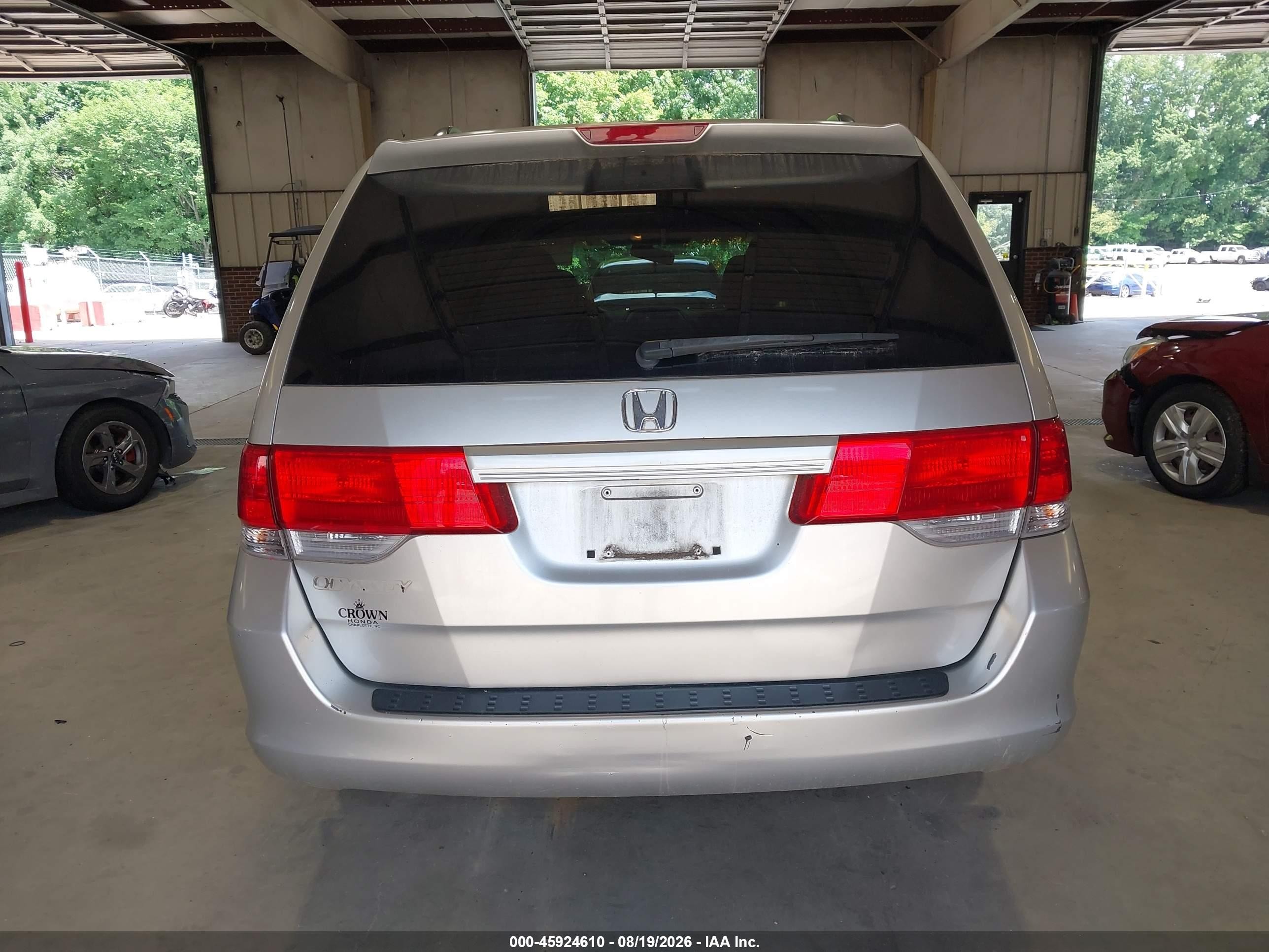 2008 Honda Odyssey Ex Silver vin: 5FNRL38468B026946