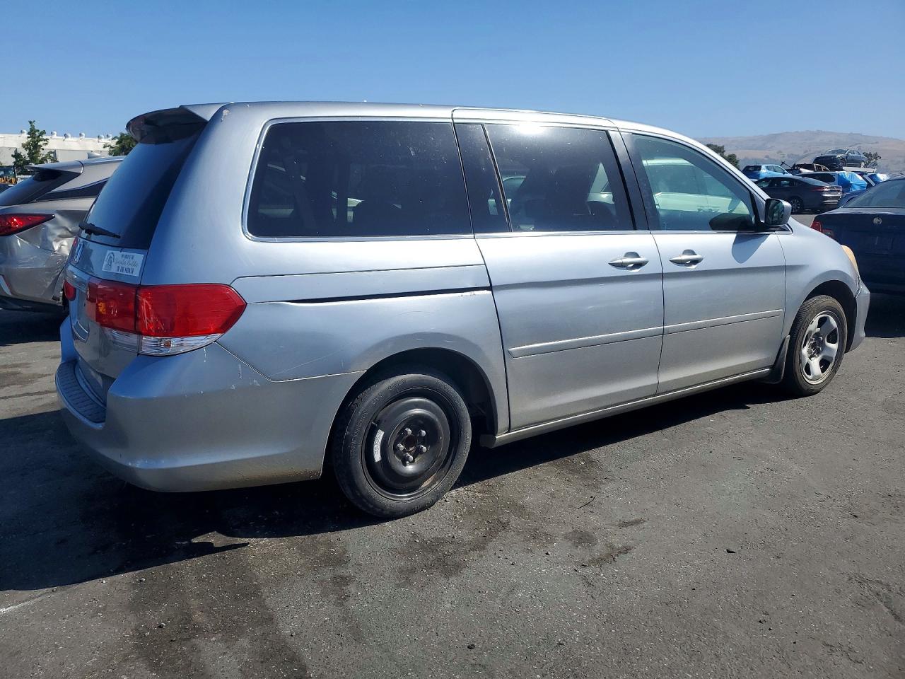 2008 Honda Odyssey Ex Silver vin: 5FNRL38468B101175