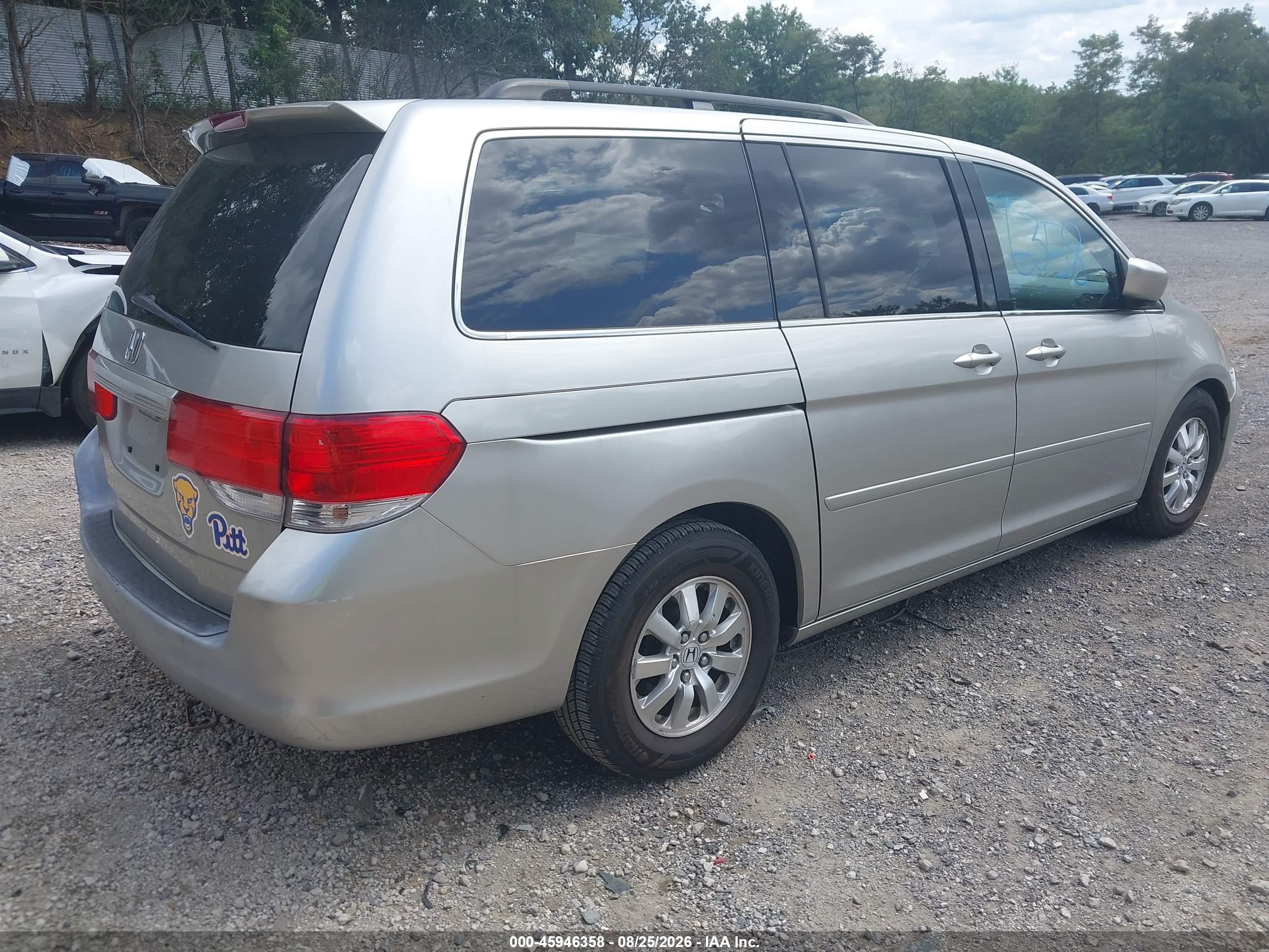 2009 Honda Odyssey Ex Silver vin: 5FNRL38469B033395