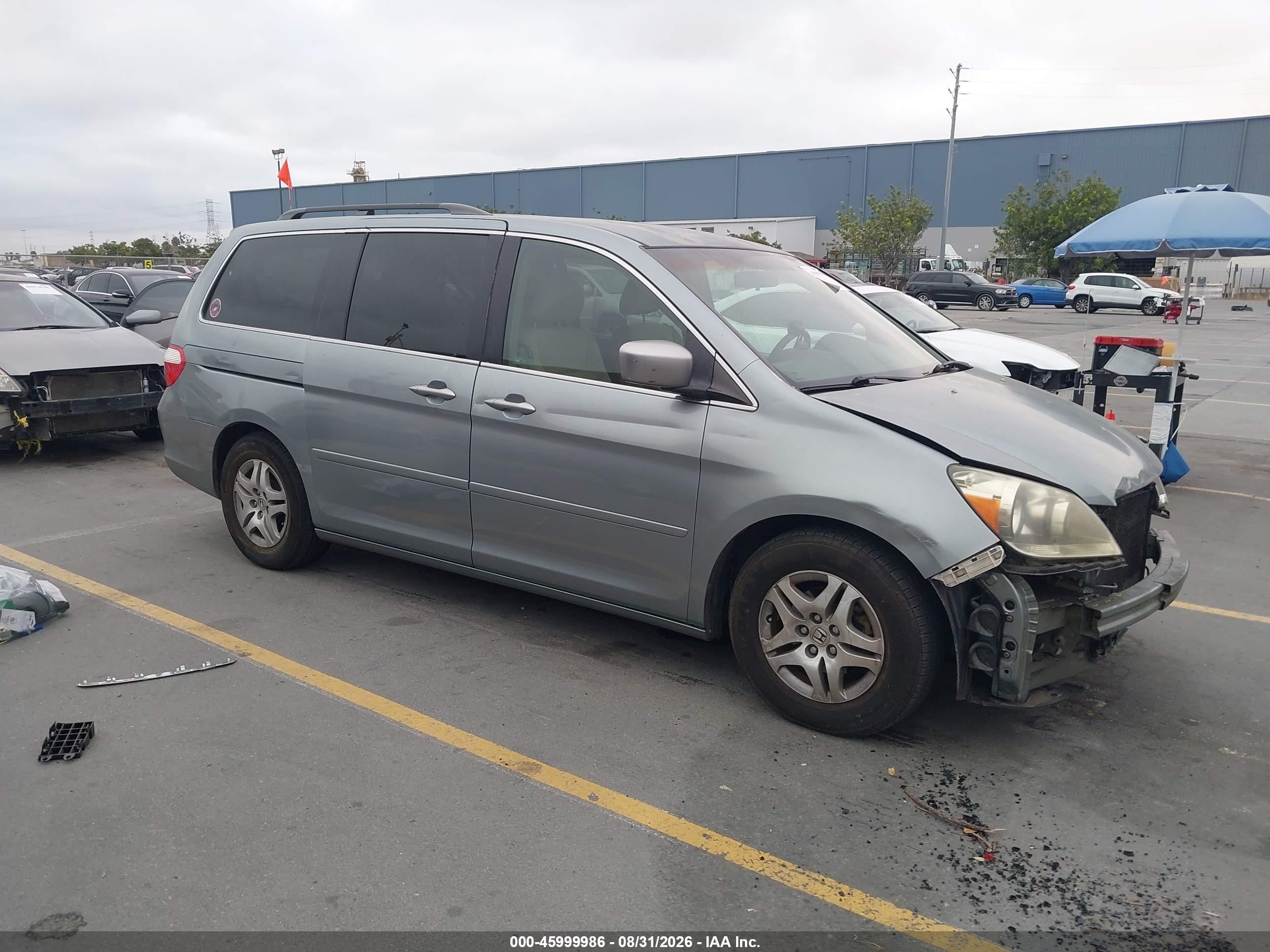 2005 Honda Odyssey Ex Blue vin: 5FNRL38475B041855