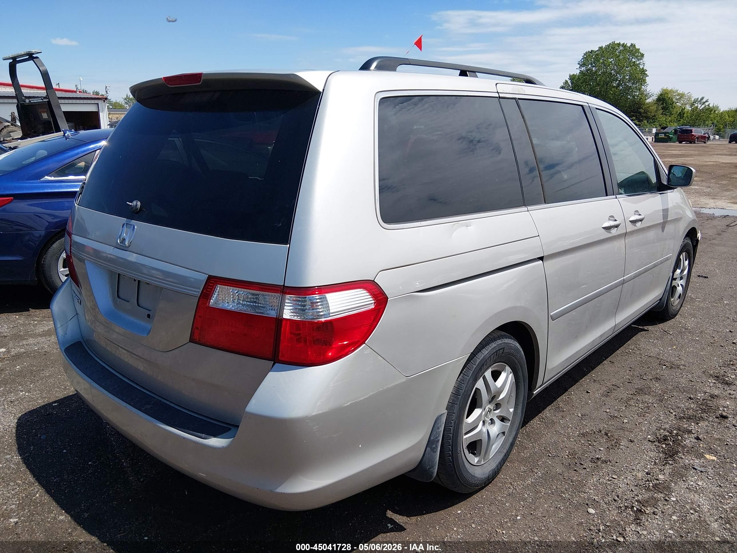 2006 Honda Odyssey Ex Silver vin: 5FNRL38476B047088