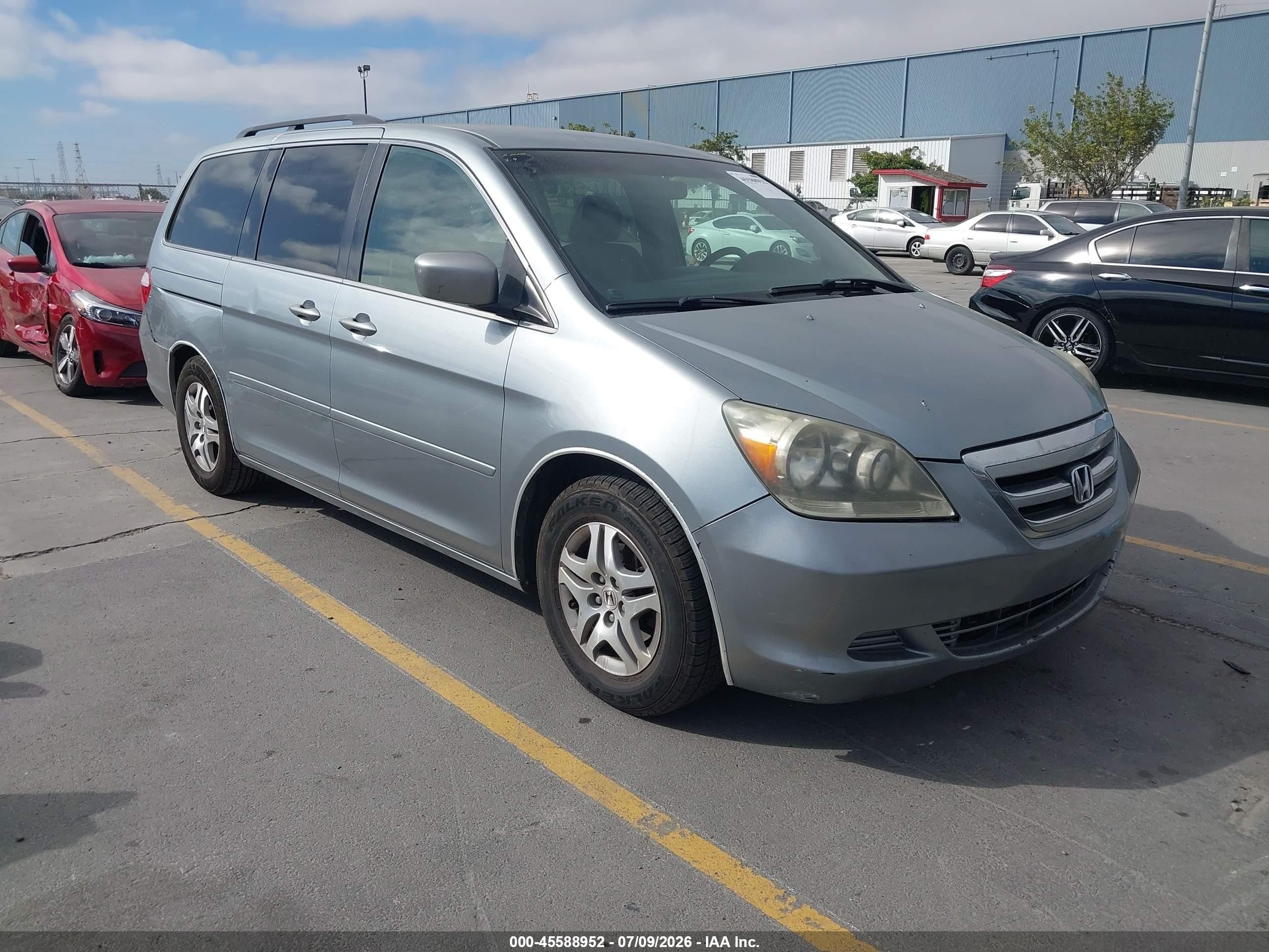 2006 Honda Odyssey Ex Silver vin: 5FNRL38476B087753