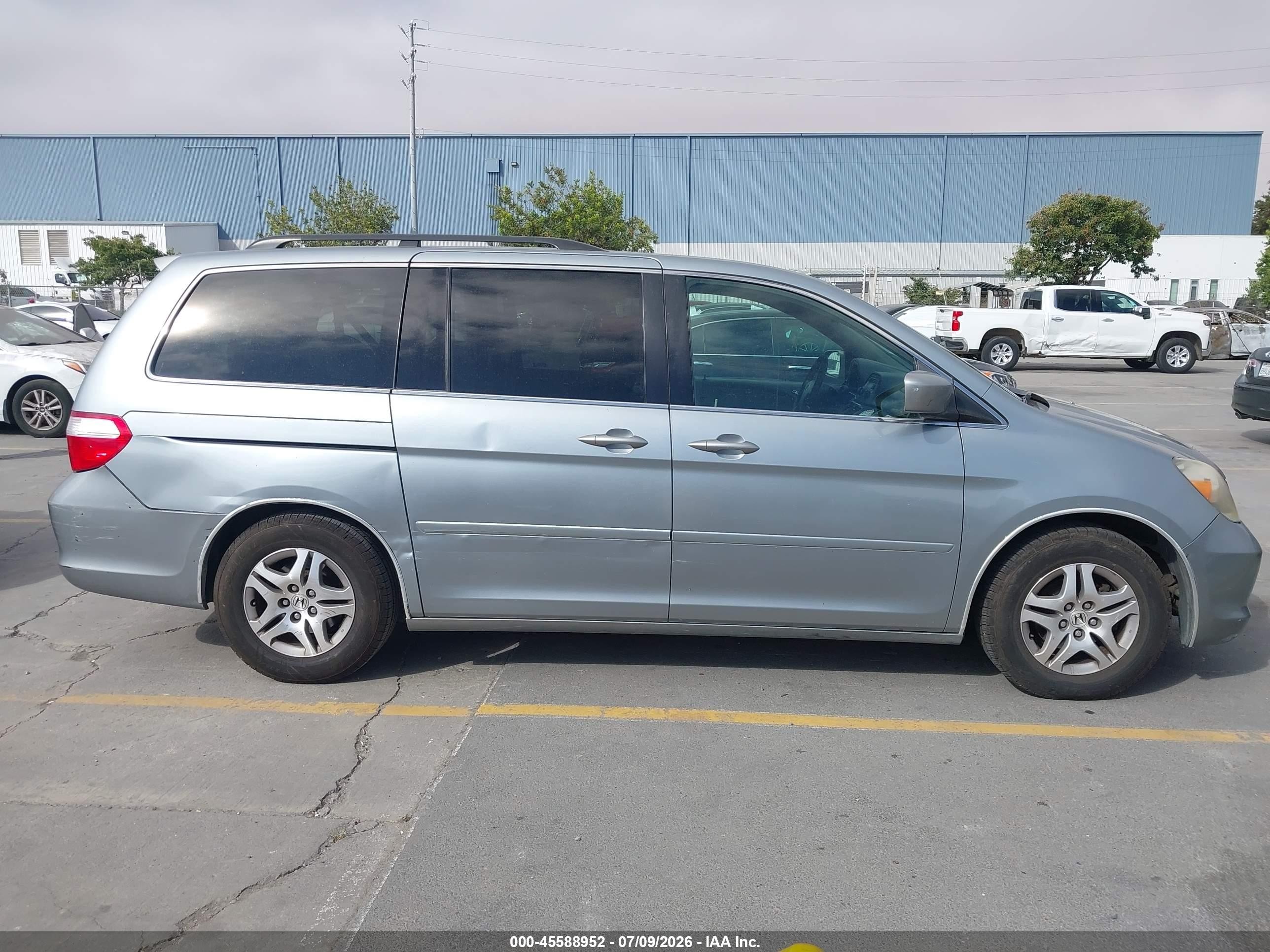 2006 Honda Odyssey Ex Silver vin: 5FNRL38476B087753