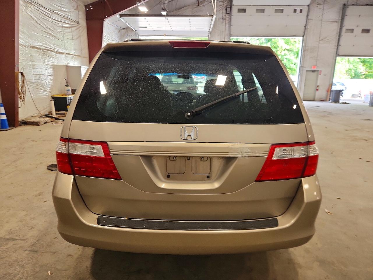 2006 Honda Odyssey Ex Tan vin: 5FNRL38476B127362