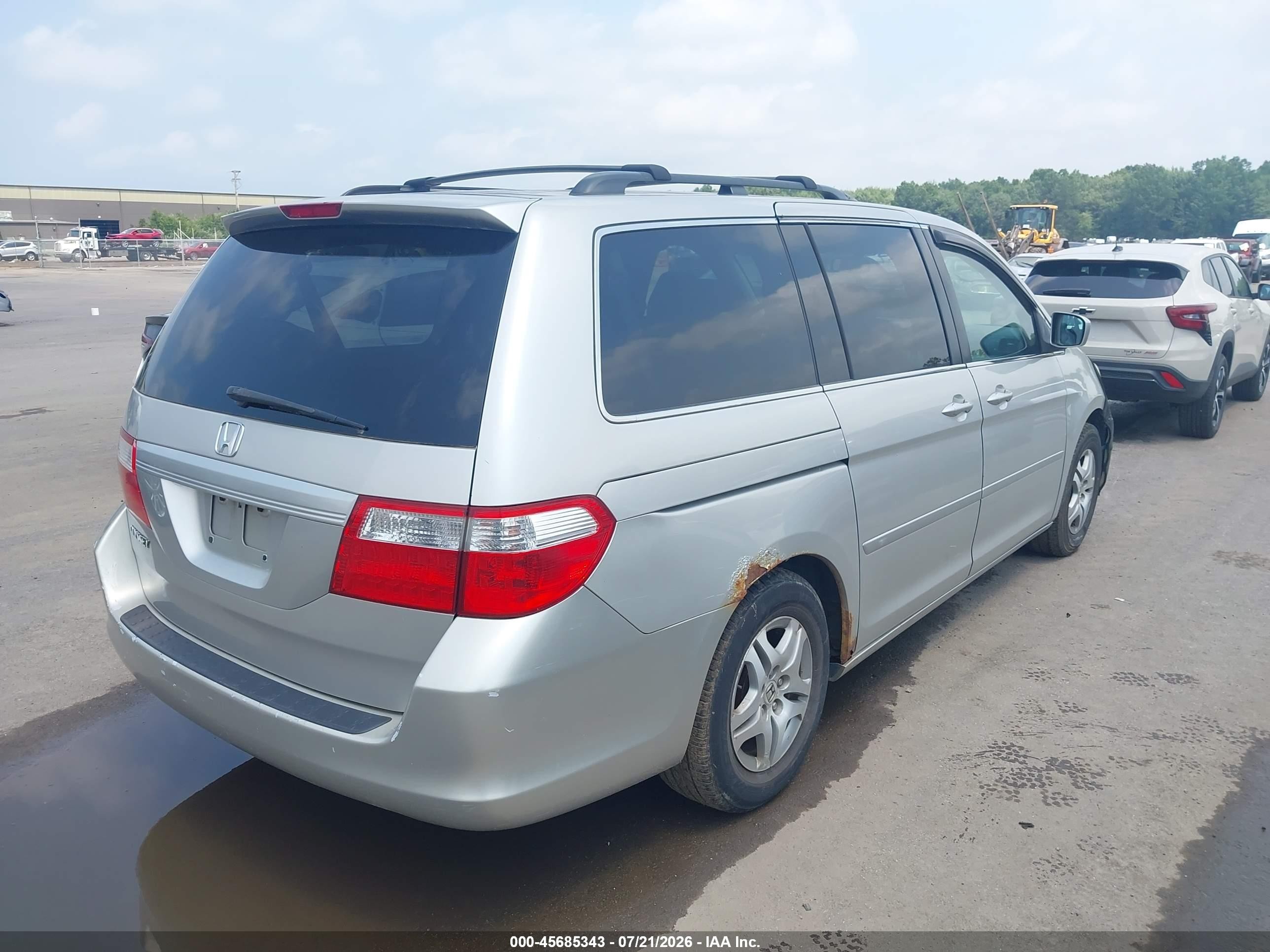 2006 Honda Odyssey Ex Silver vin: 5FNRL38476B407587