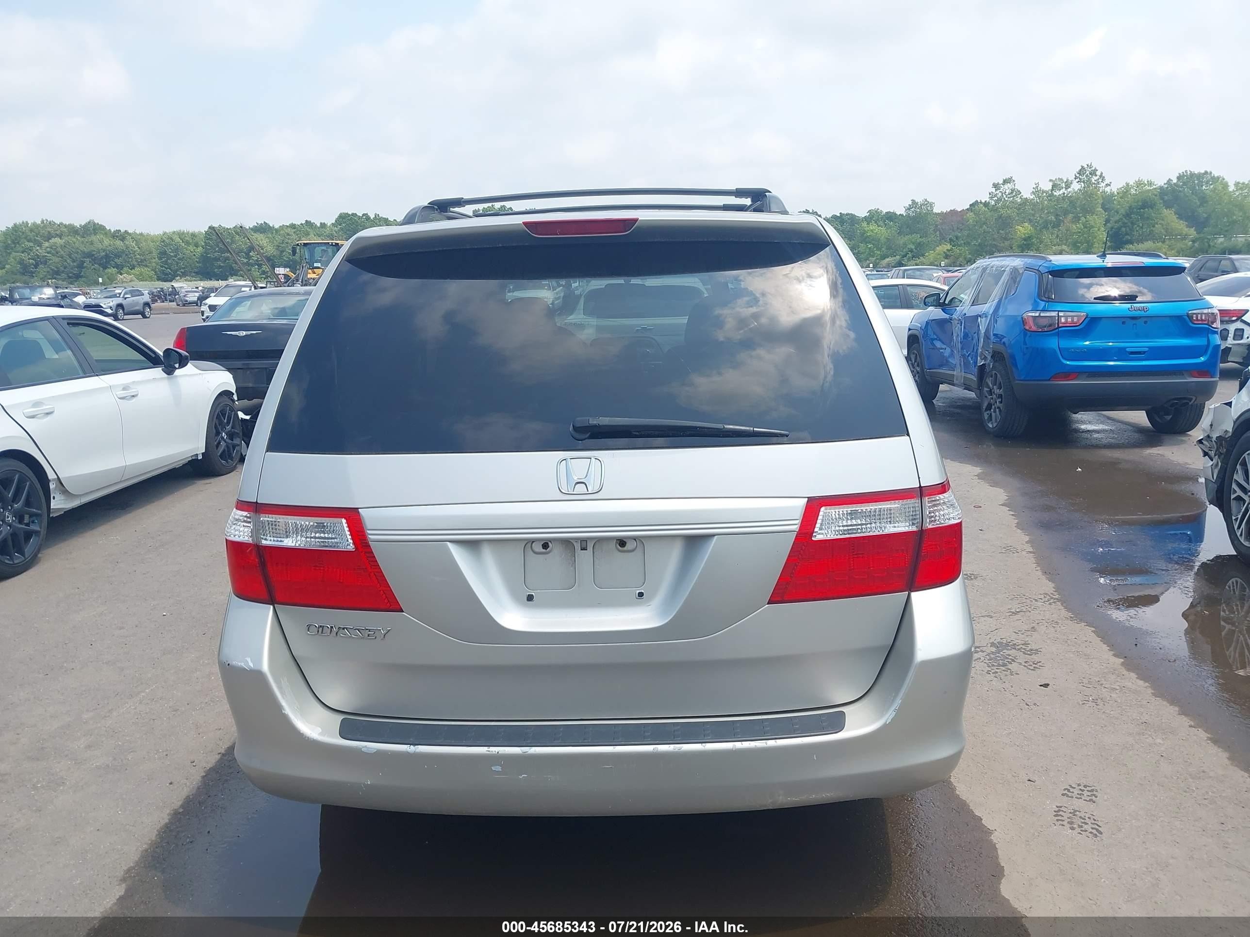2006 Honda Odyssey Ex Silver vin: 5FNRL38476B407587