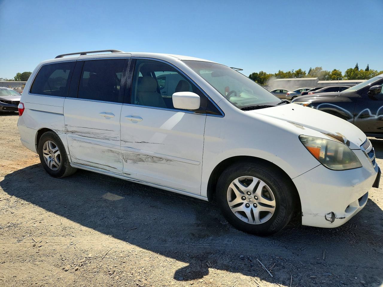 2007 Honda Odyssey Ex White vin: 5FNRL38477B139299