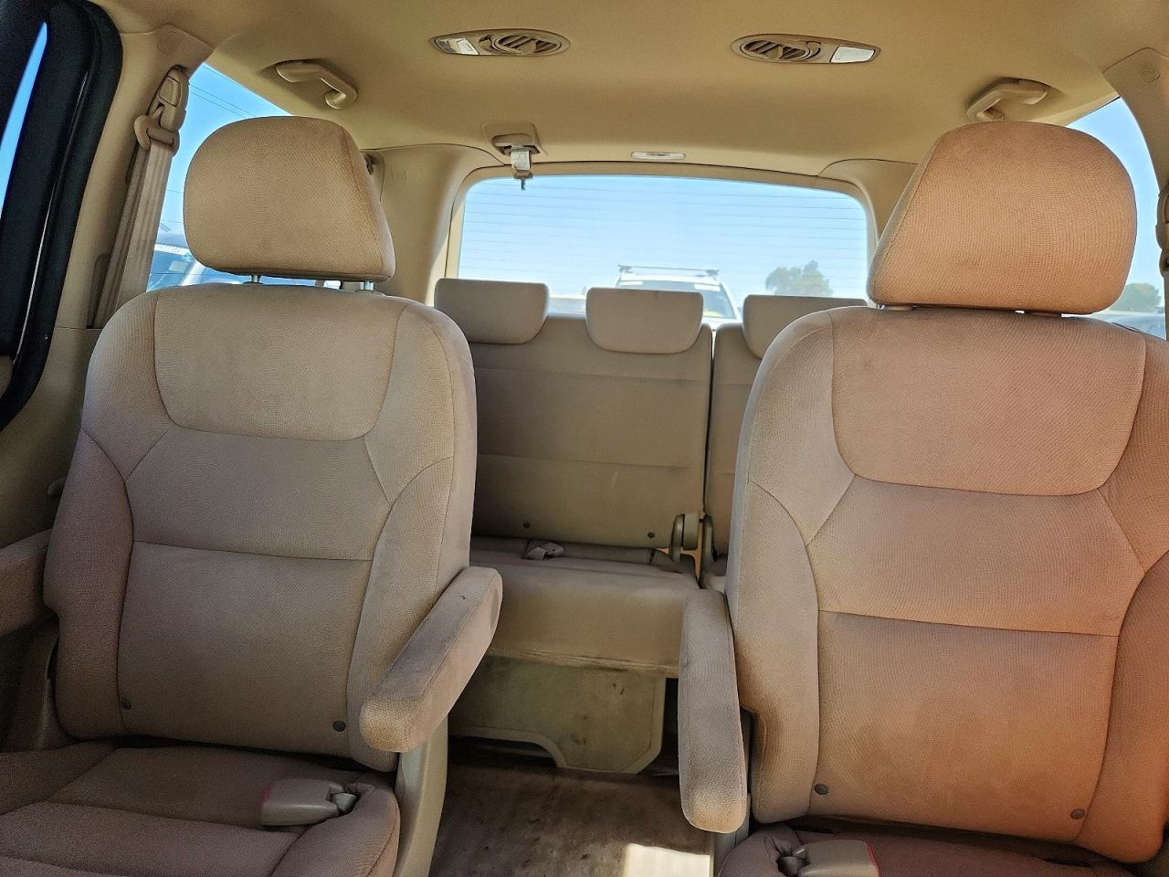 2007 Honda Odyssey Ex White vin: 5FNRL38477B139299